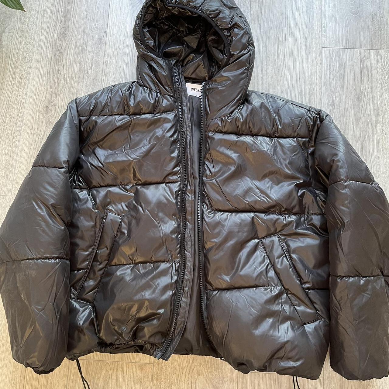 Weekday Pat Puffer Hardly worn, basically brand new - Depop