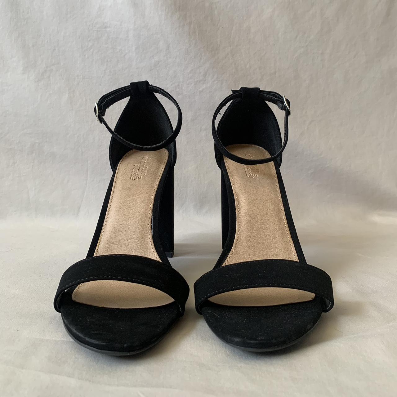 Charlotte Russe Women's Black Courts | Depop