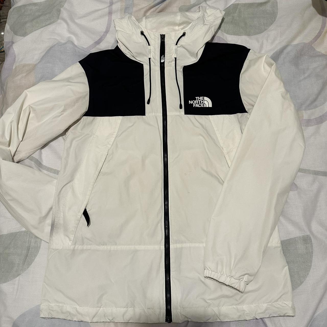 The north face wind barker One or two faint marks... - Depop