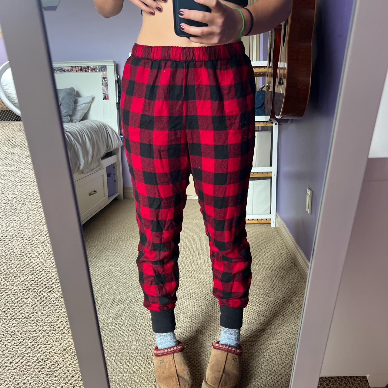 Black/red checkered Hollister Pajama joggers,
