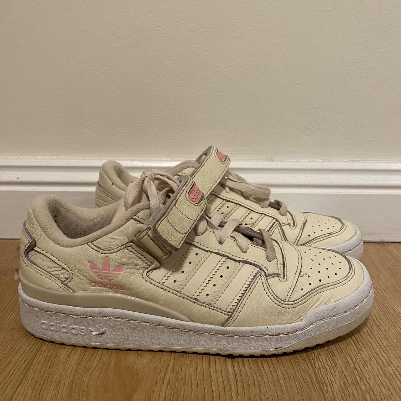 Adidas Women's Cream and Pink Trainers | Depop