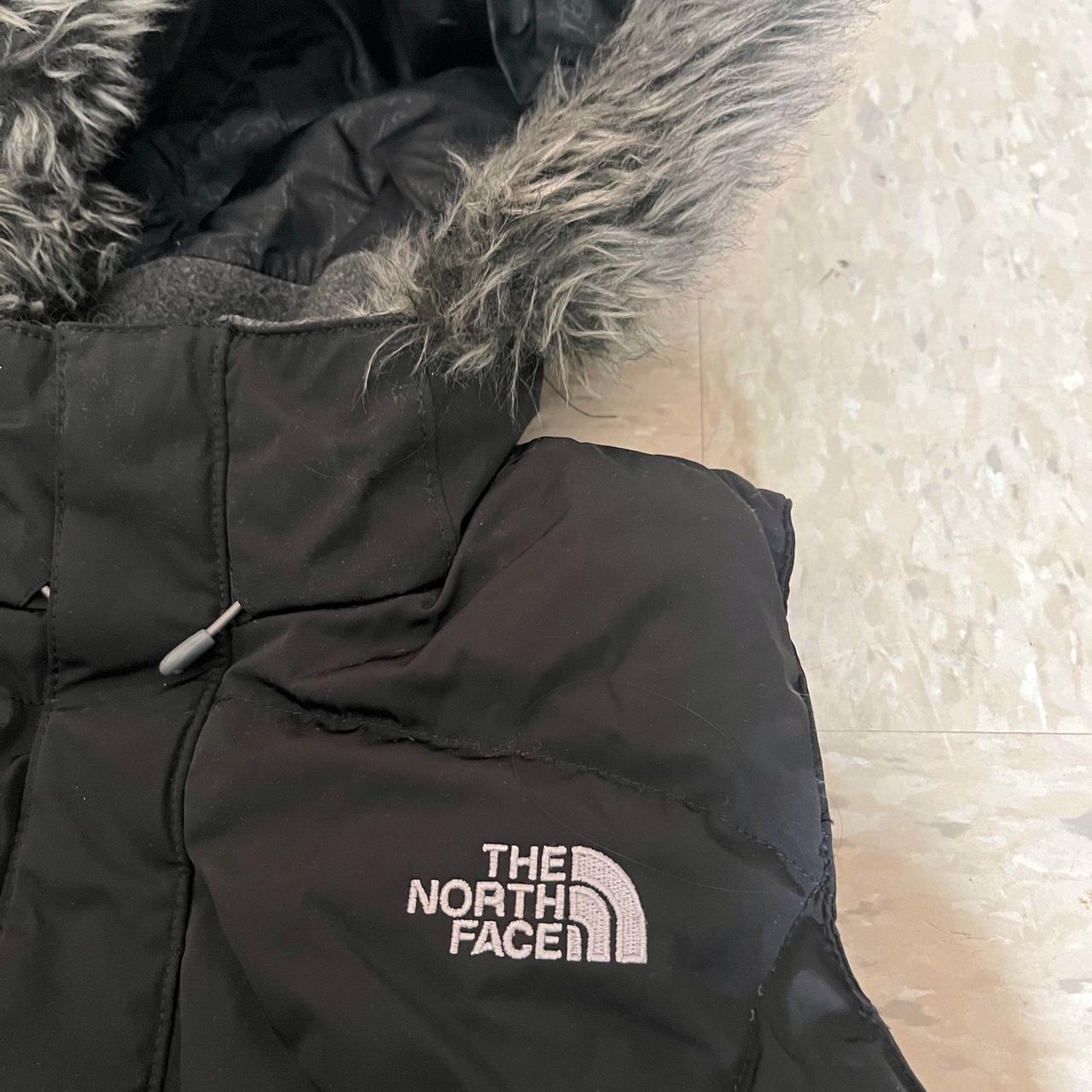 Black The North Face puffer vest women’s S - Depop