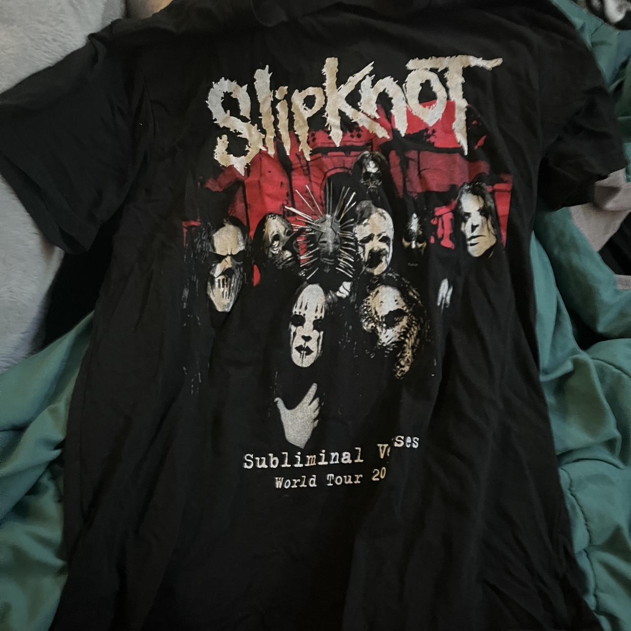 Hot topic slipknot shirt Worn a few times but no... - Depop