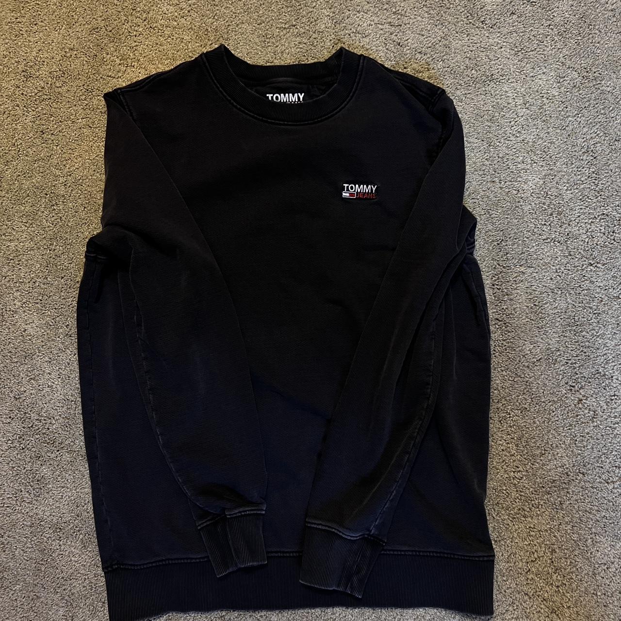 Tommy Hilfiger Men's Black Sweatshirt | Depop