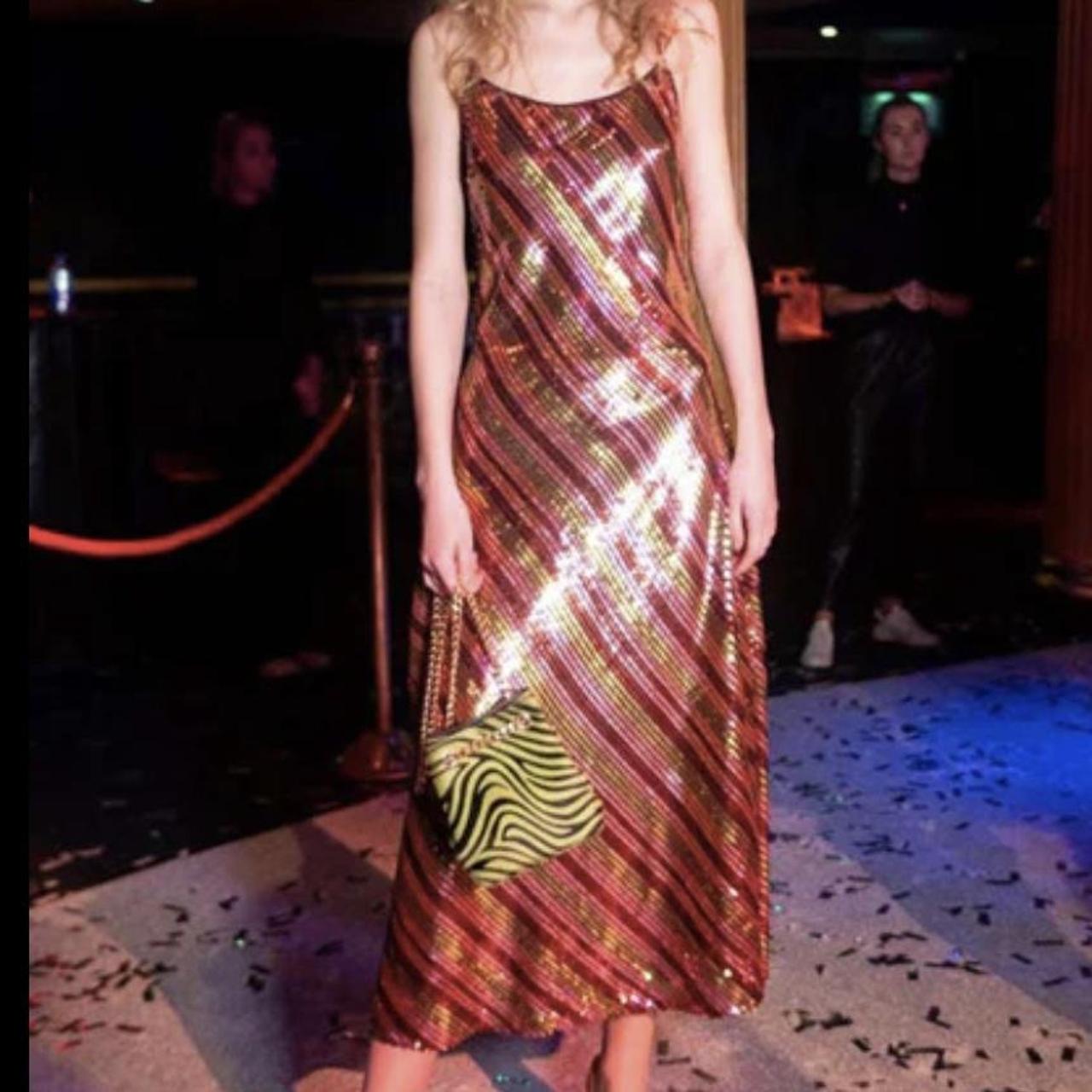 micro mini ugg platform