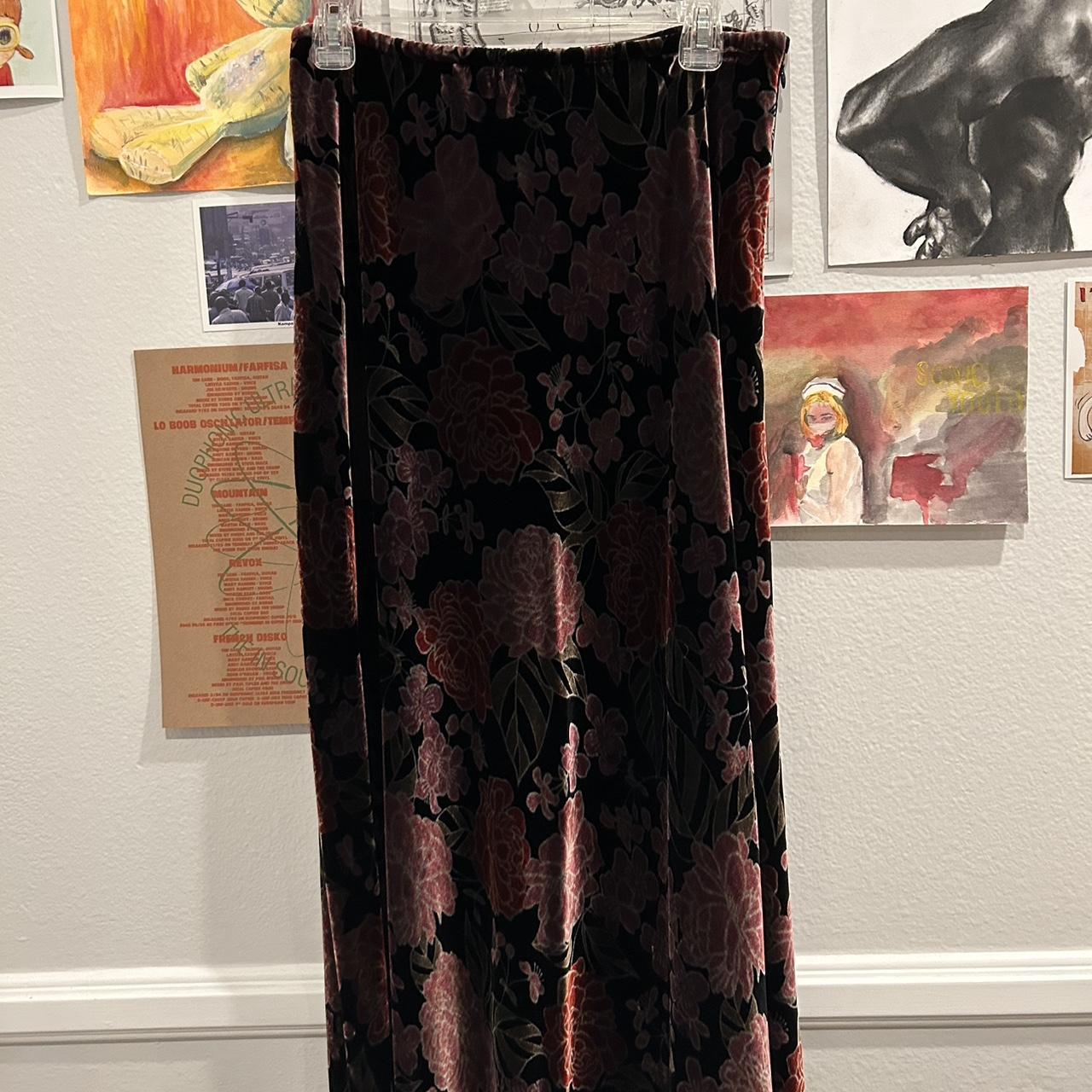 Ann Taylor Women's Black and Pink Skirt