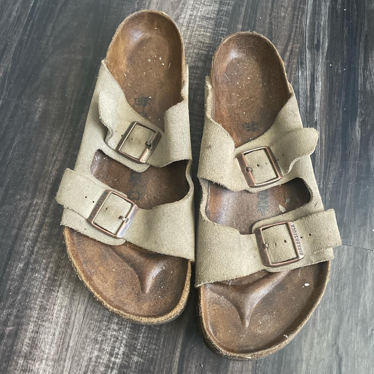 Birkenstock Men's Cream and Tan Sandals | Depop