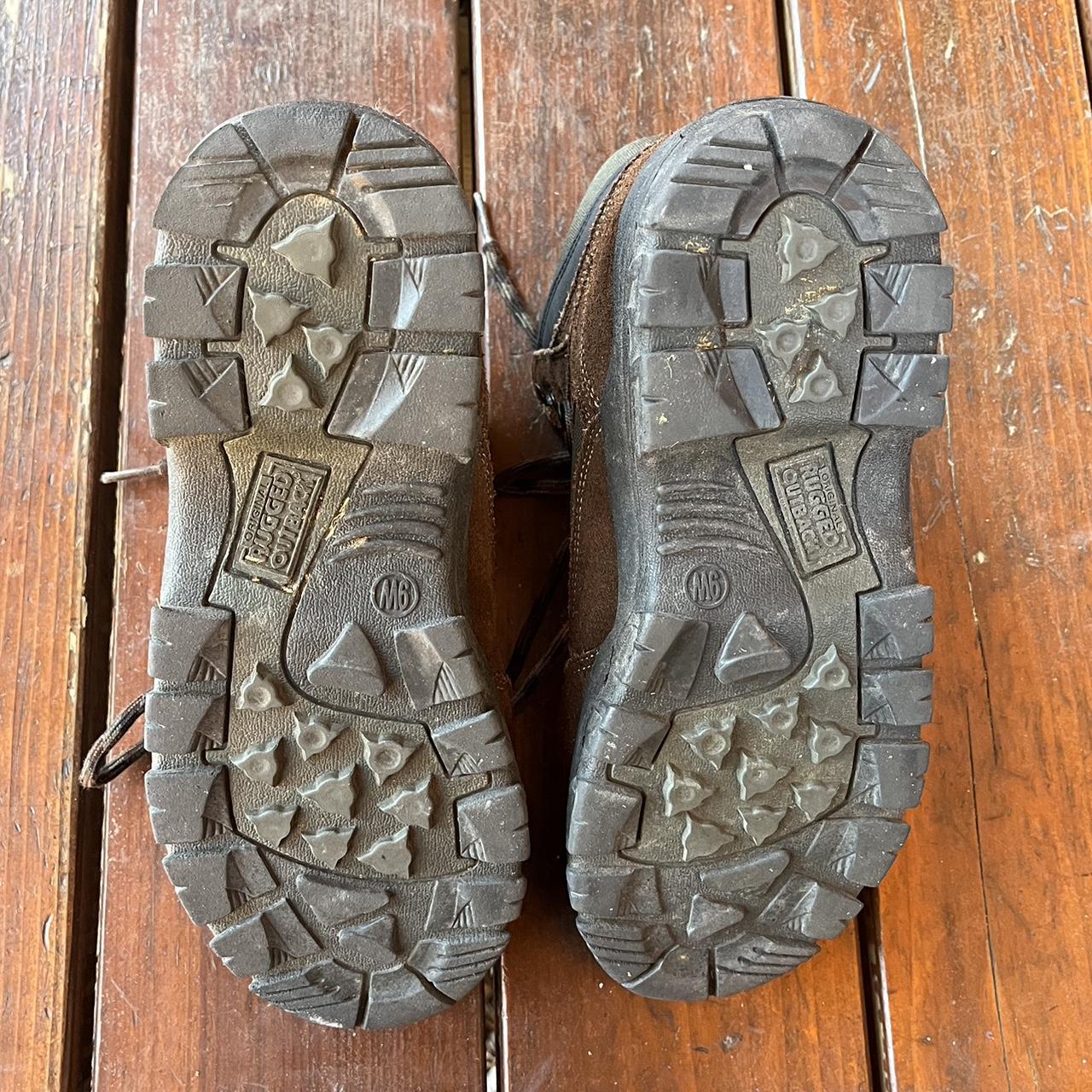 rugged outback hiking boots