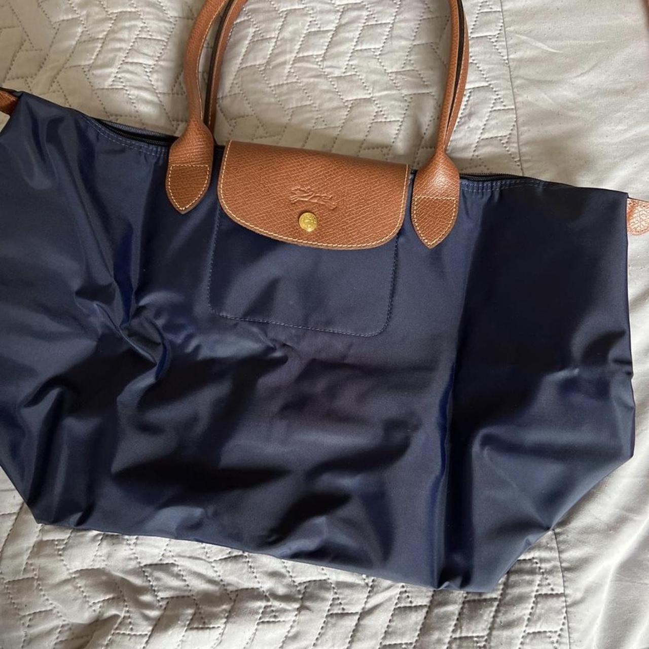 Longchamp Women's Navy and Blue Bag Depop