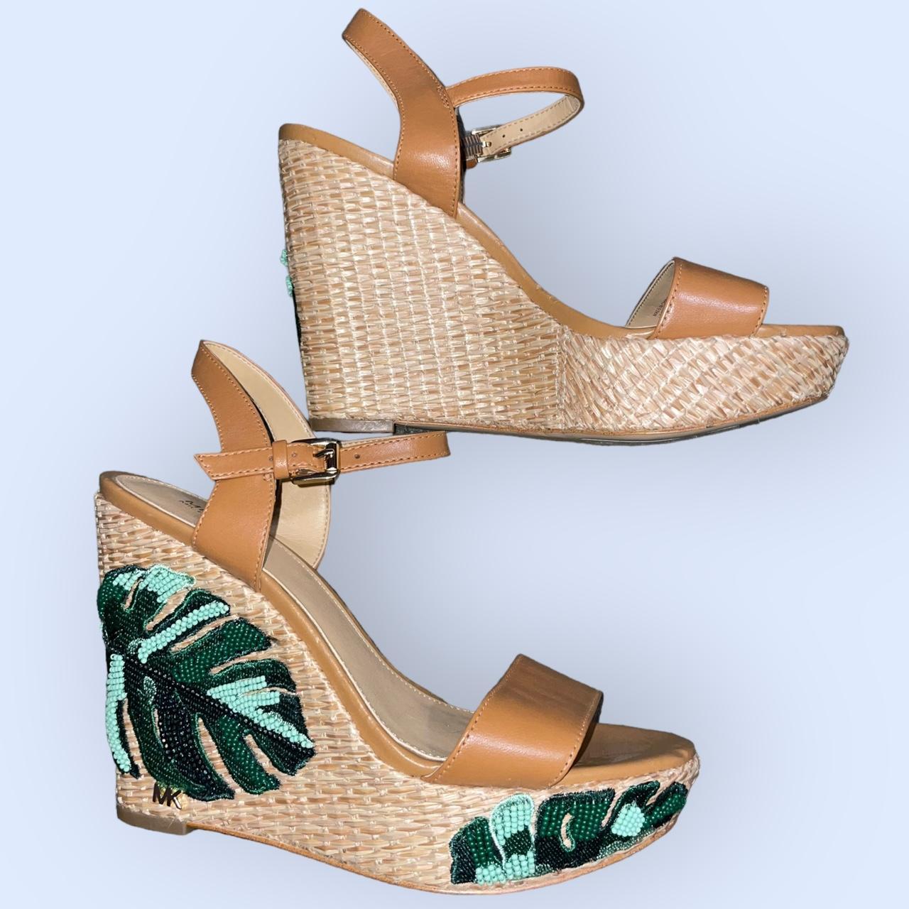 Fisher palm hot sale embroidered wedge