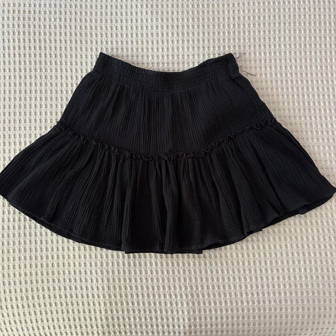 Cotton on body black skirt. Few threads on waistband... - Depop