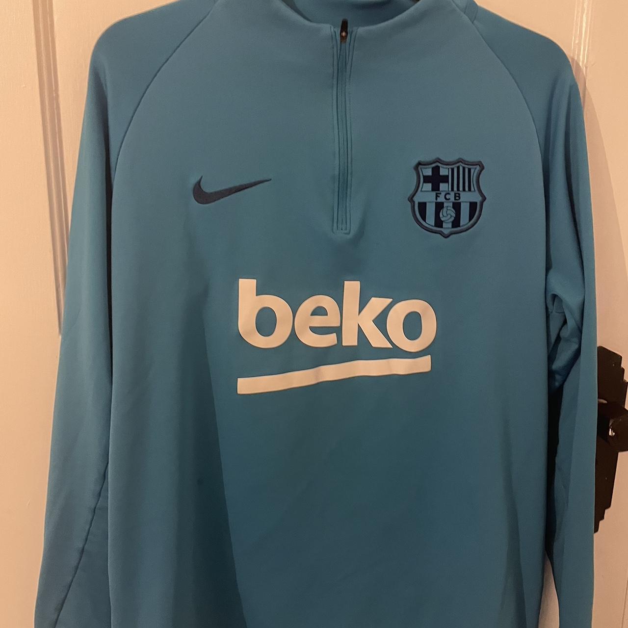 mens blue nike top