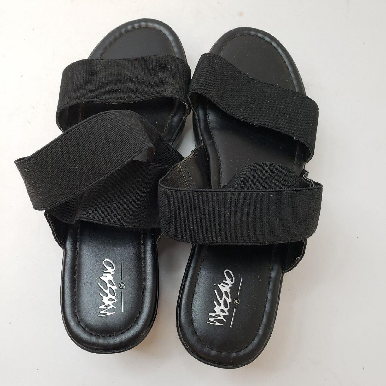 Mossimo Women's Black Slides Depop