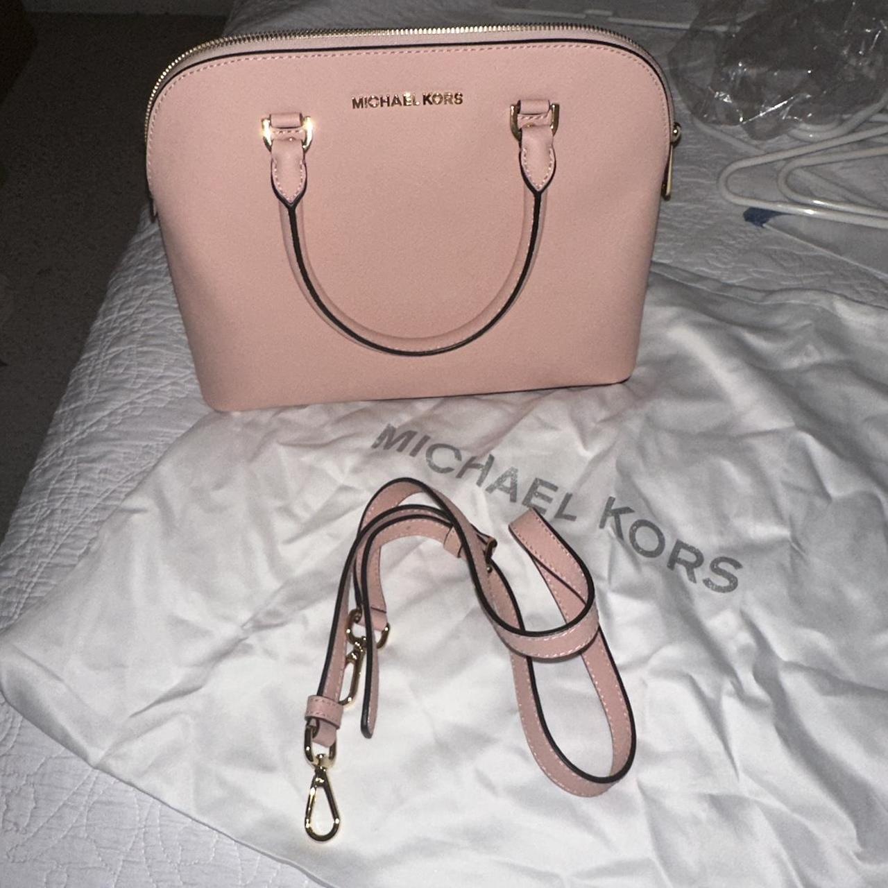 PM FOR SHIPPING} Authentic Michael Kors cindy dome - Depop