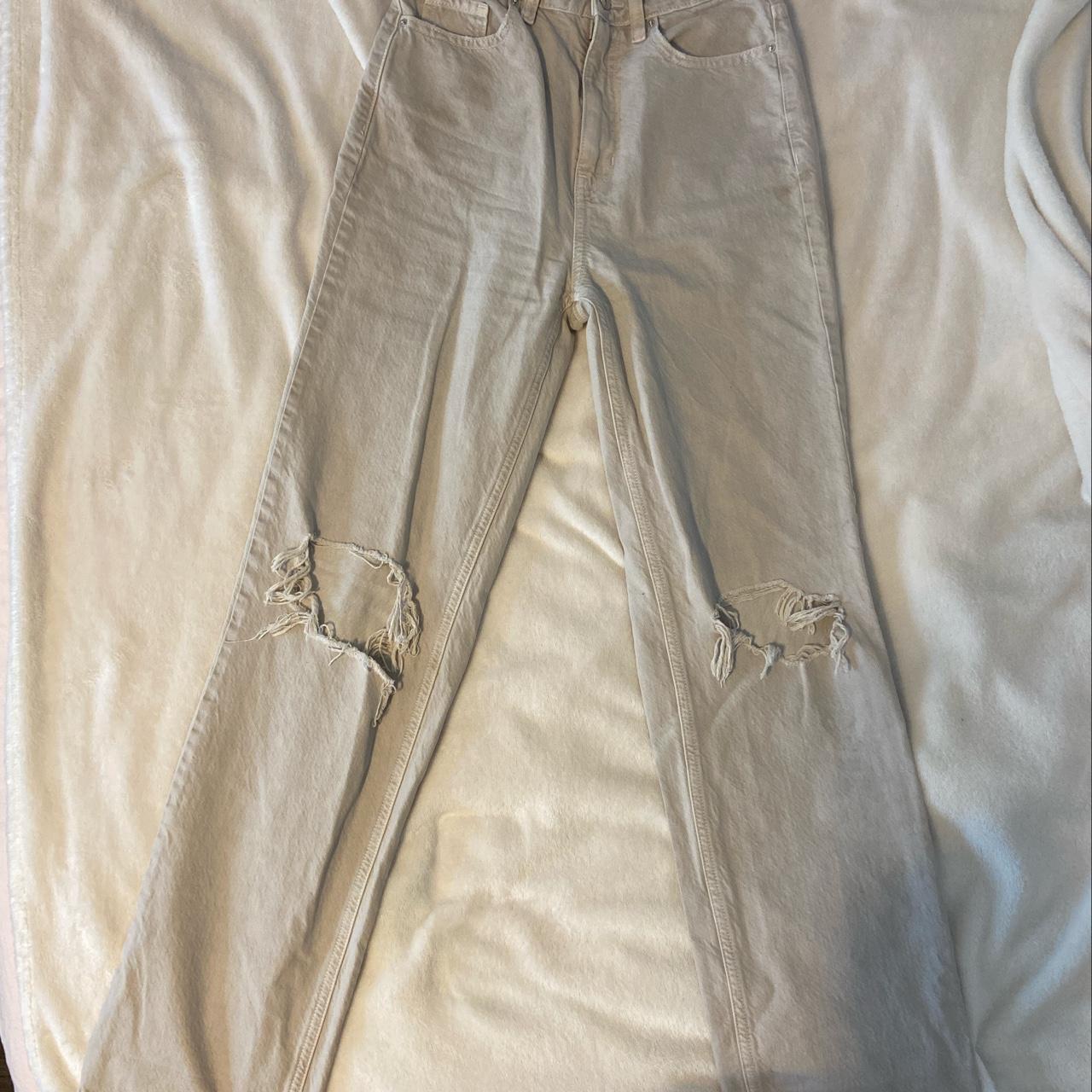 Pacsun 90s boyfriend jean knee ripped Size 25 I... Depop