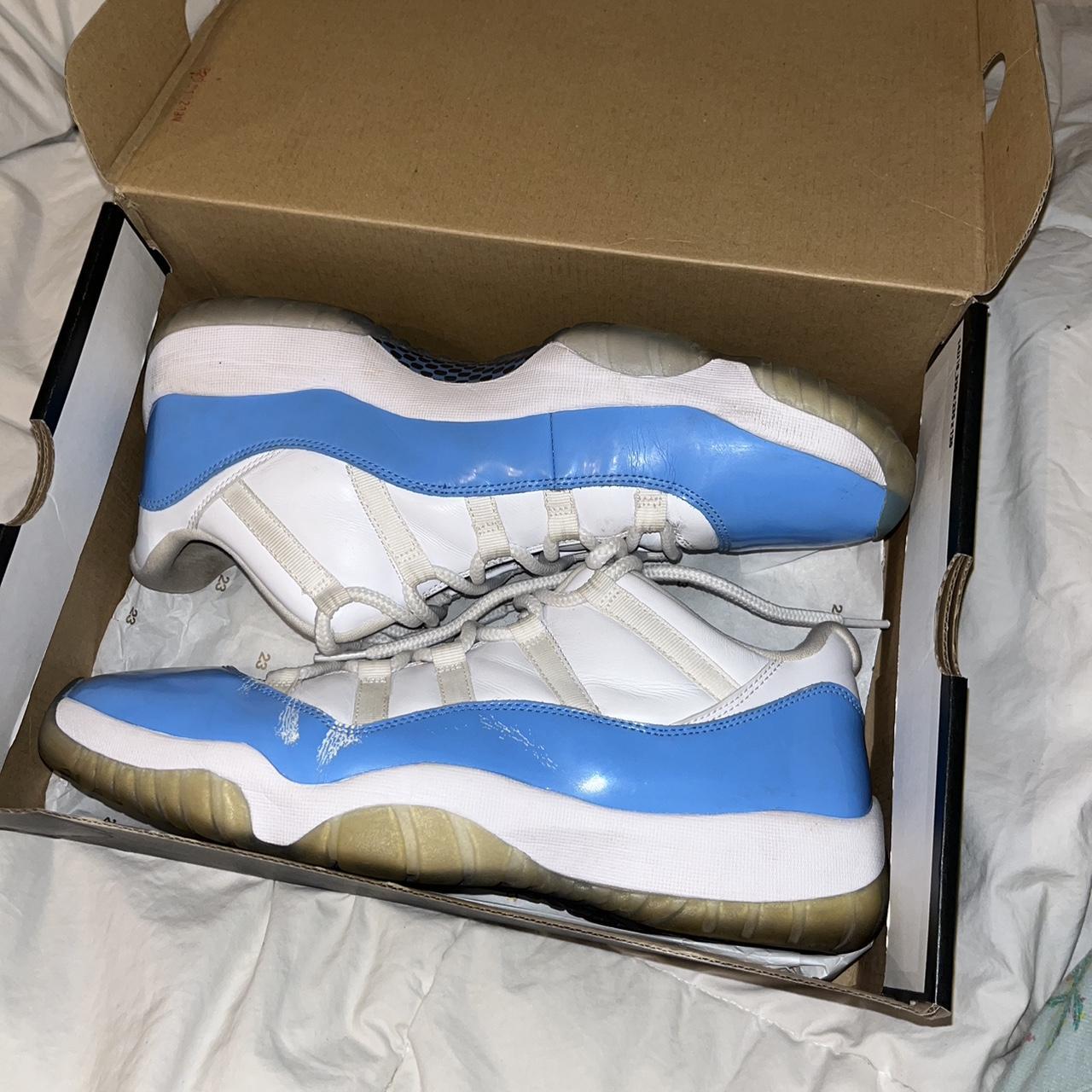 UNC 11 LOWS BEEEEAAAATTT STILL A GOOD COLLECTORS... - Depop