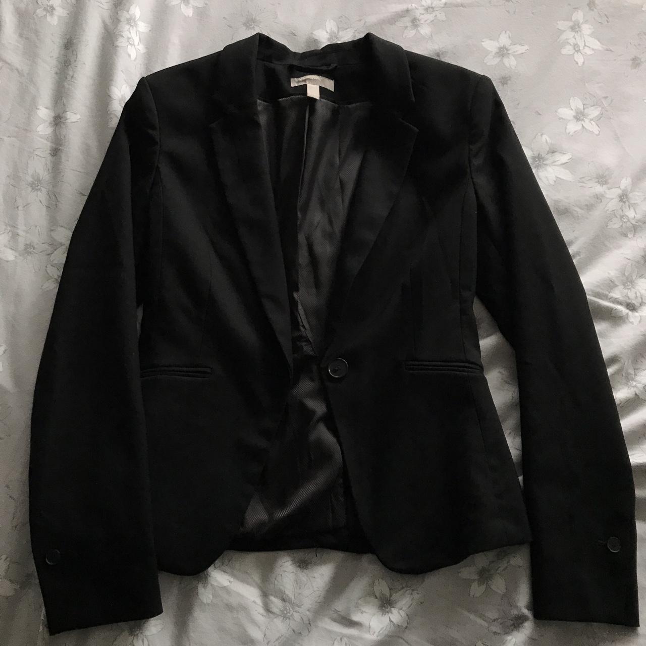 Black fitted blazer Super flattering on Perfect... - Depop