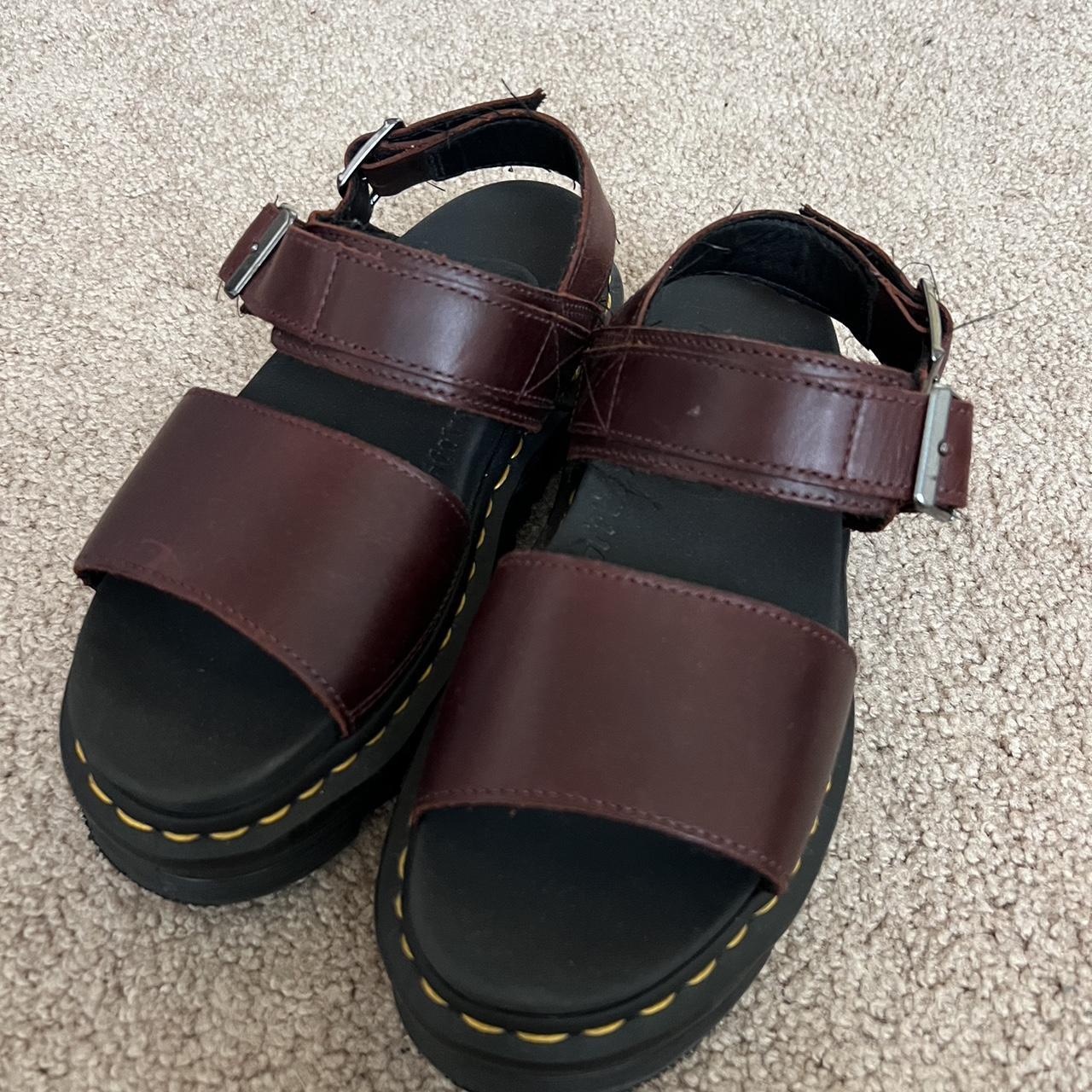 schuh dr marten sandals