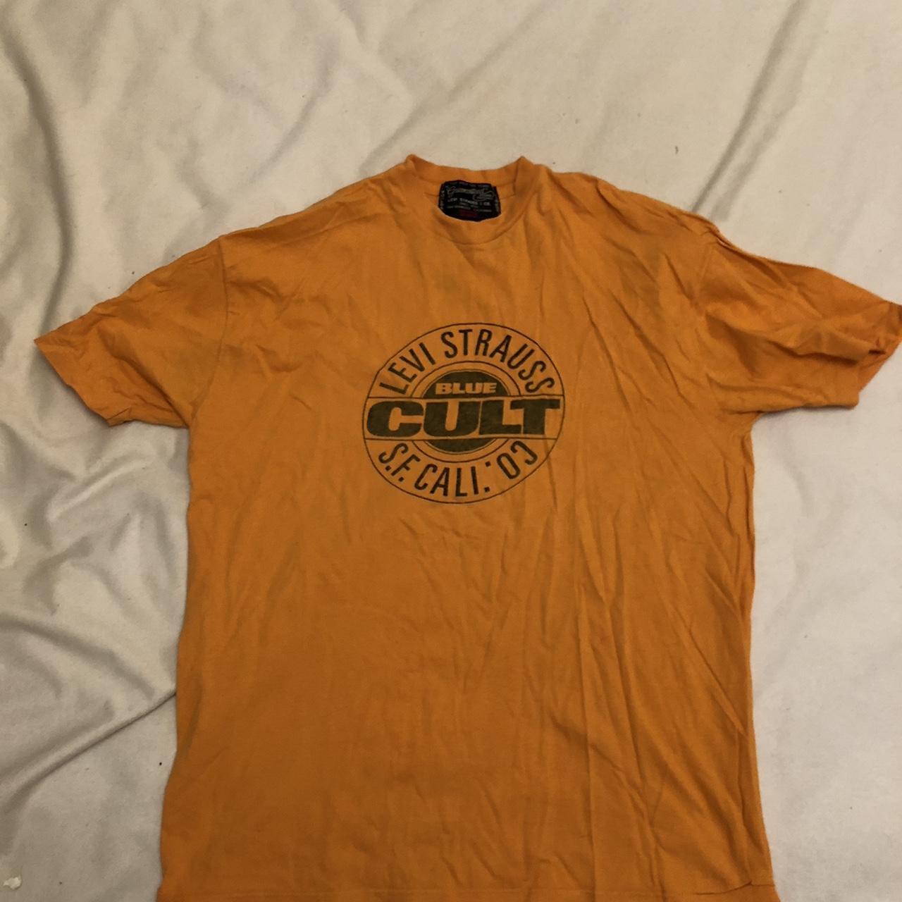 Levi's Men's Orange T-shirt | Depop