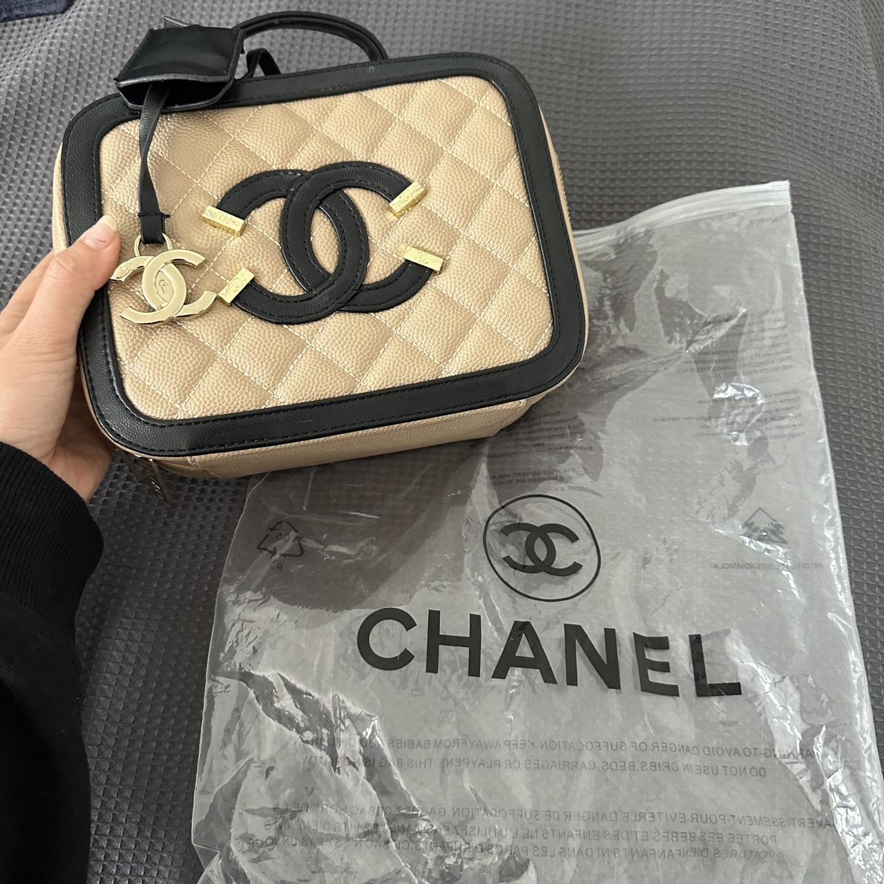 Chanel Vanity Box Bag 250 medium size Comes with... Depop