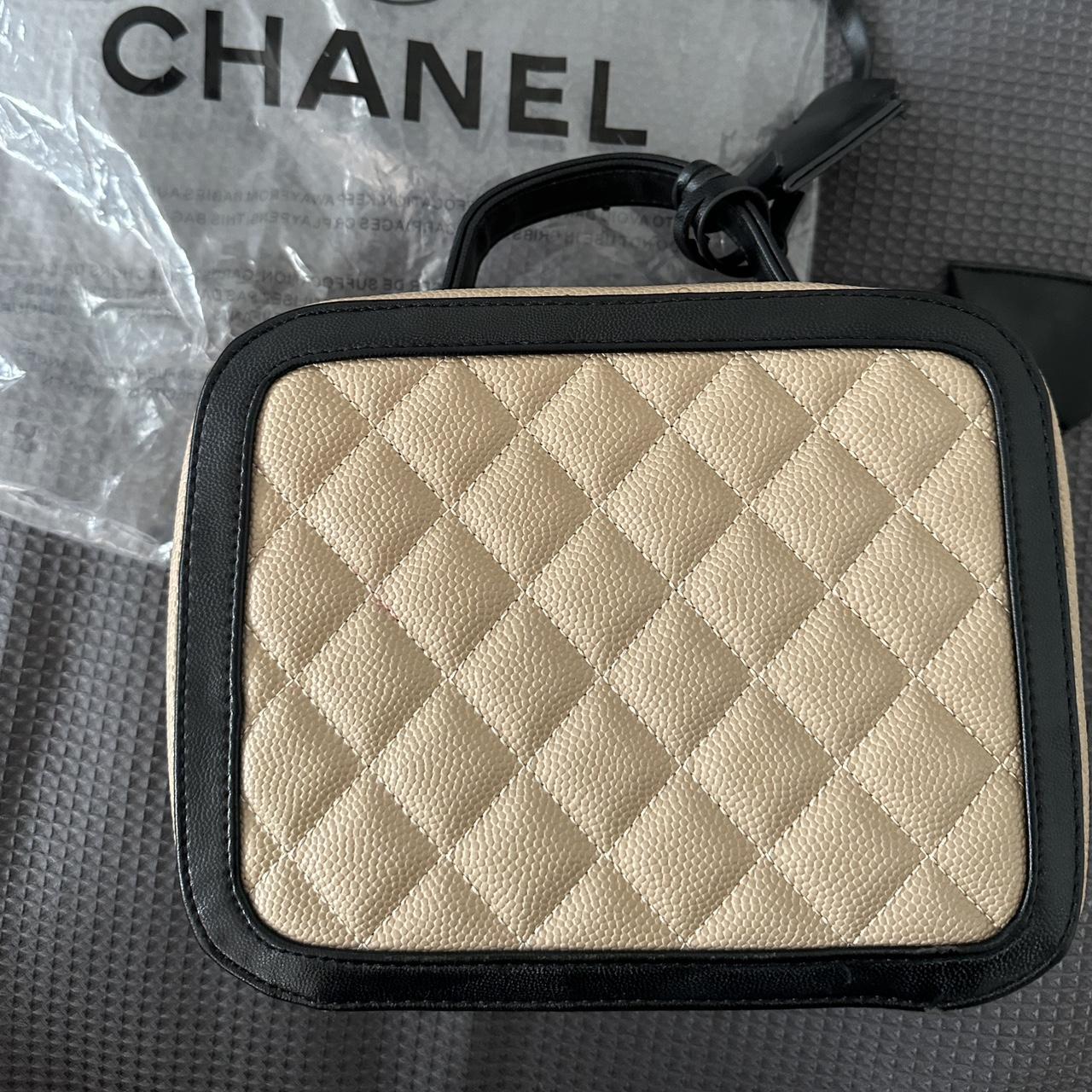 Chanel Vanity Box Bag 250 medium size Comes with... Depop