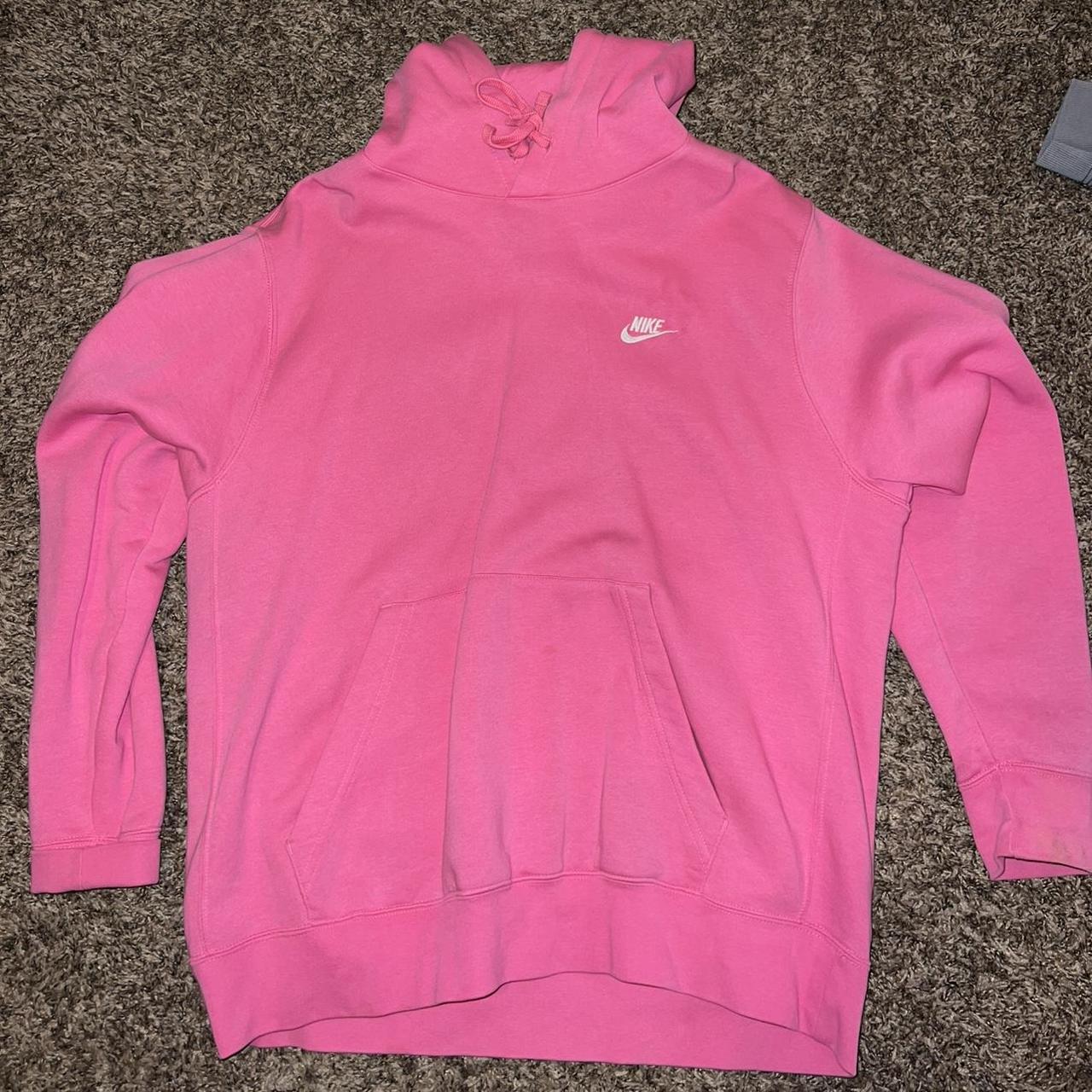 Nike Women's Hoodie | Depop