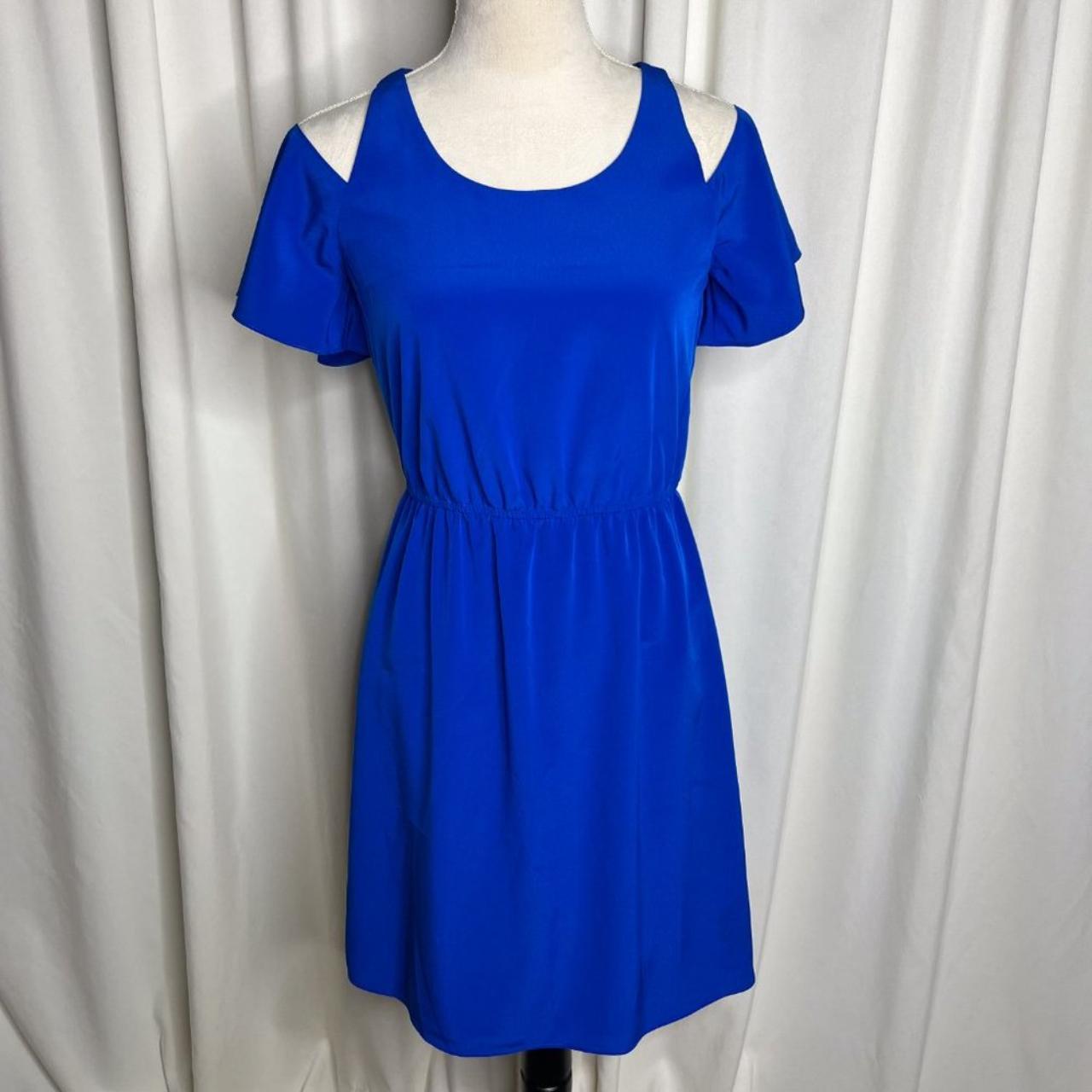 Gianni Bini Midi Dress Royal blue color with cut... - Depop