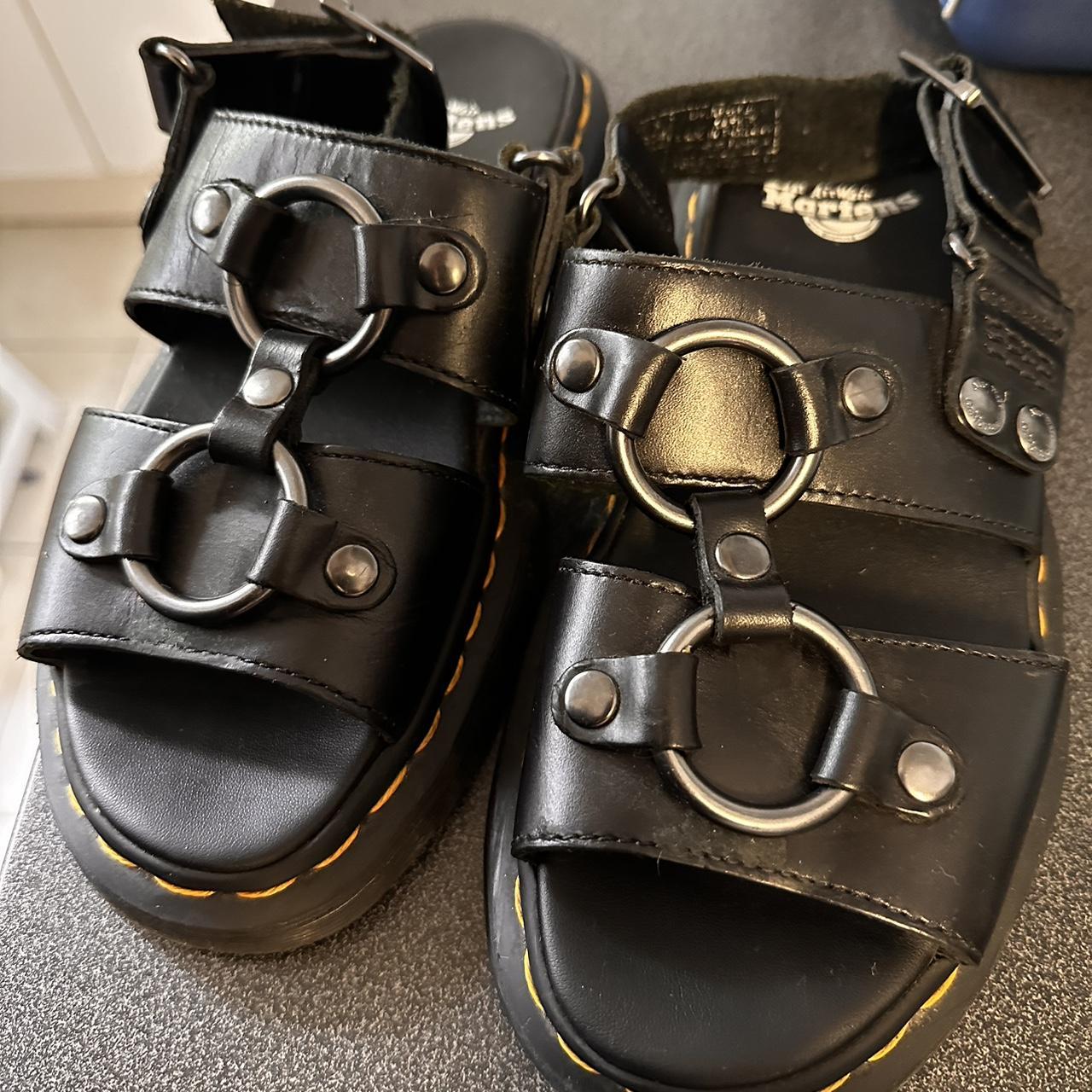 xabier sandals dr martens