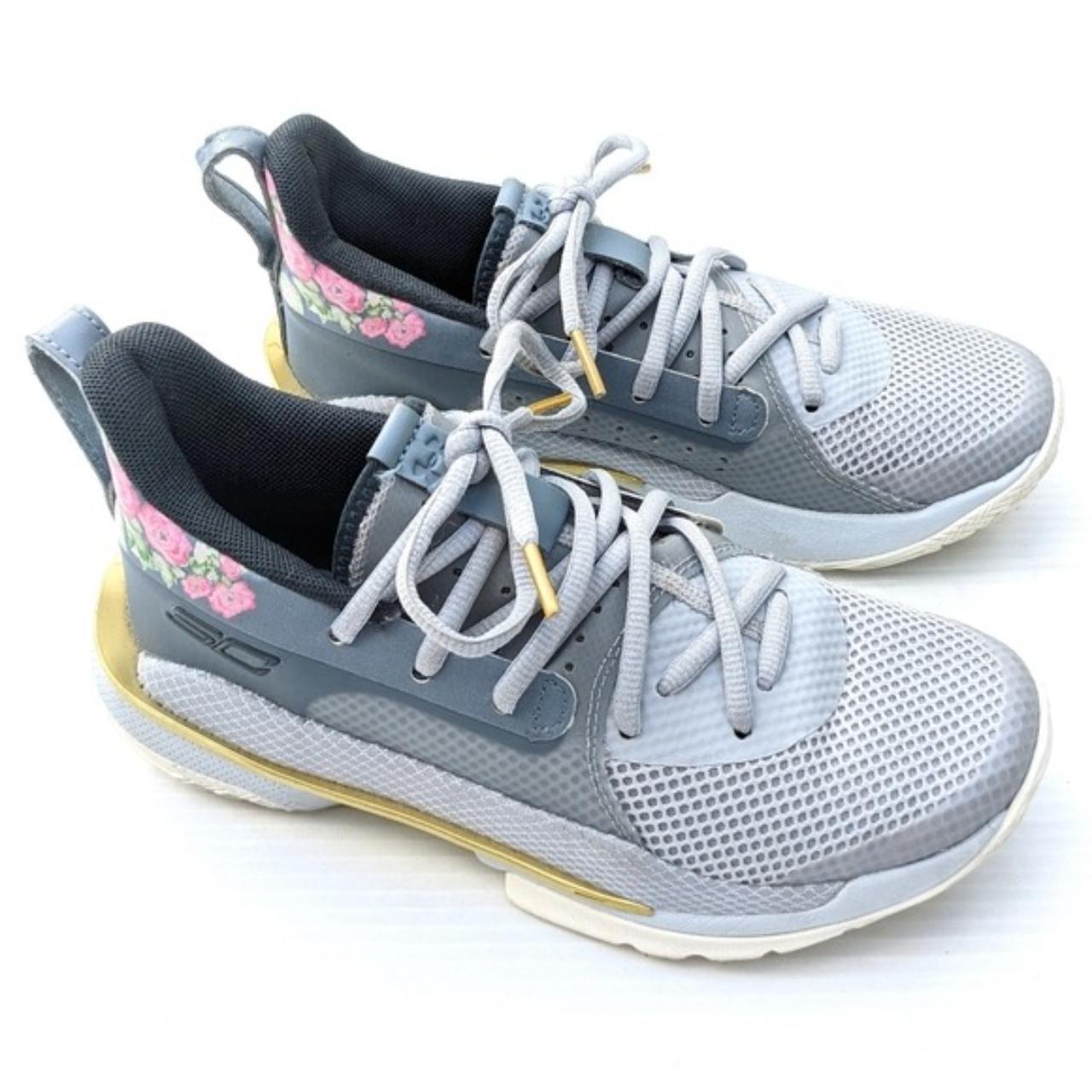 Under armour curry hot sale 4 womens silver