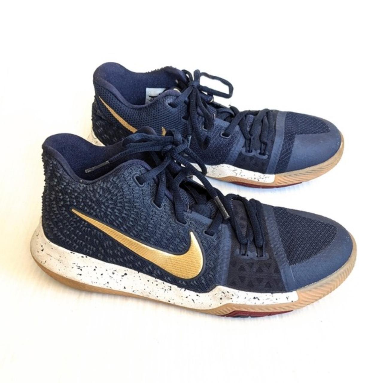 Kyrie 3 clearance womens Blue