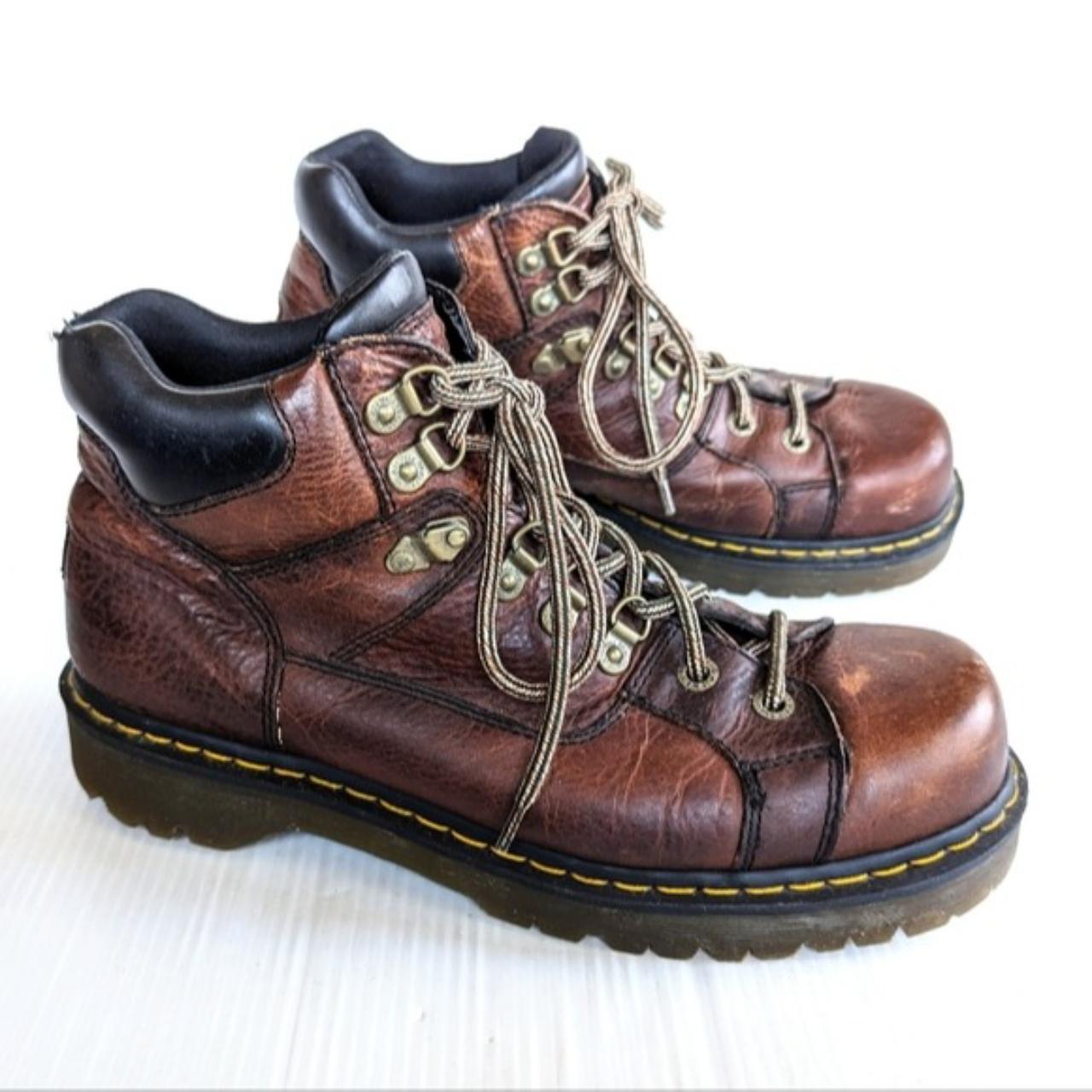 Dr 2024 martens 11302