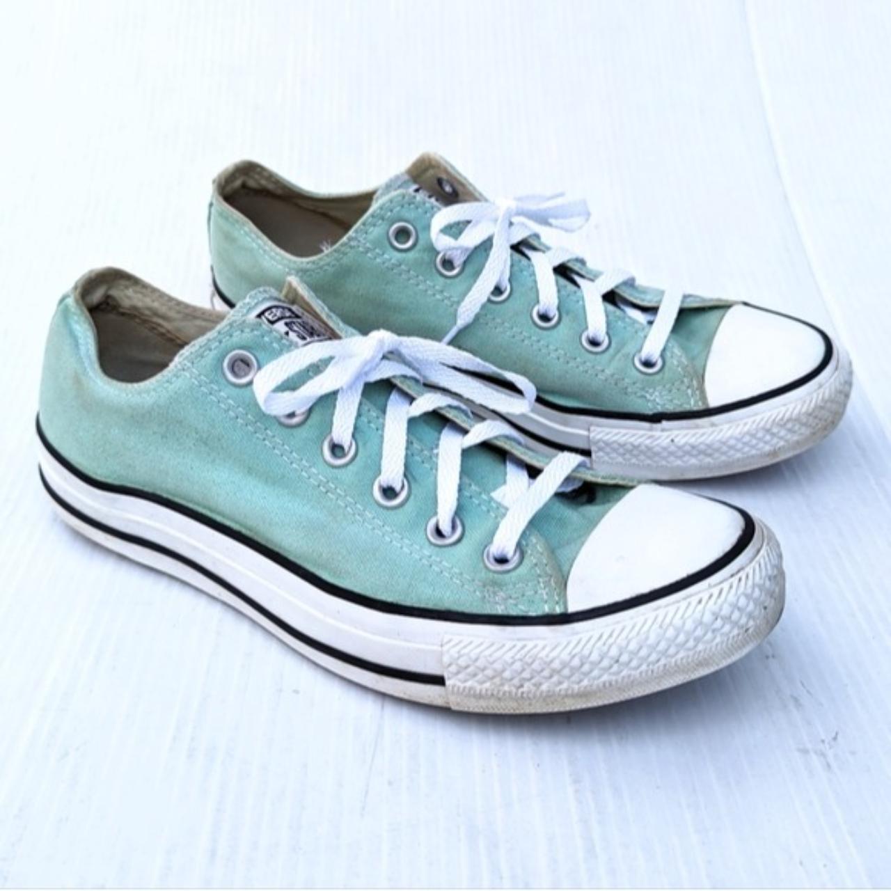 Green converse shop womens size 8