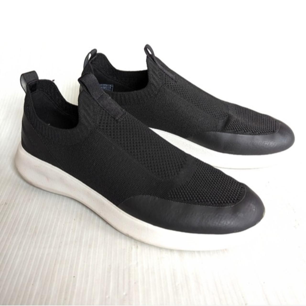 KOOLABURRA by UGG Yosha black mesh lifestyle slip-on... - Depop