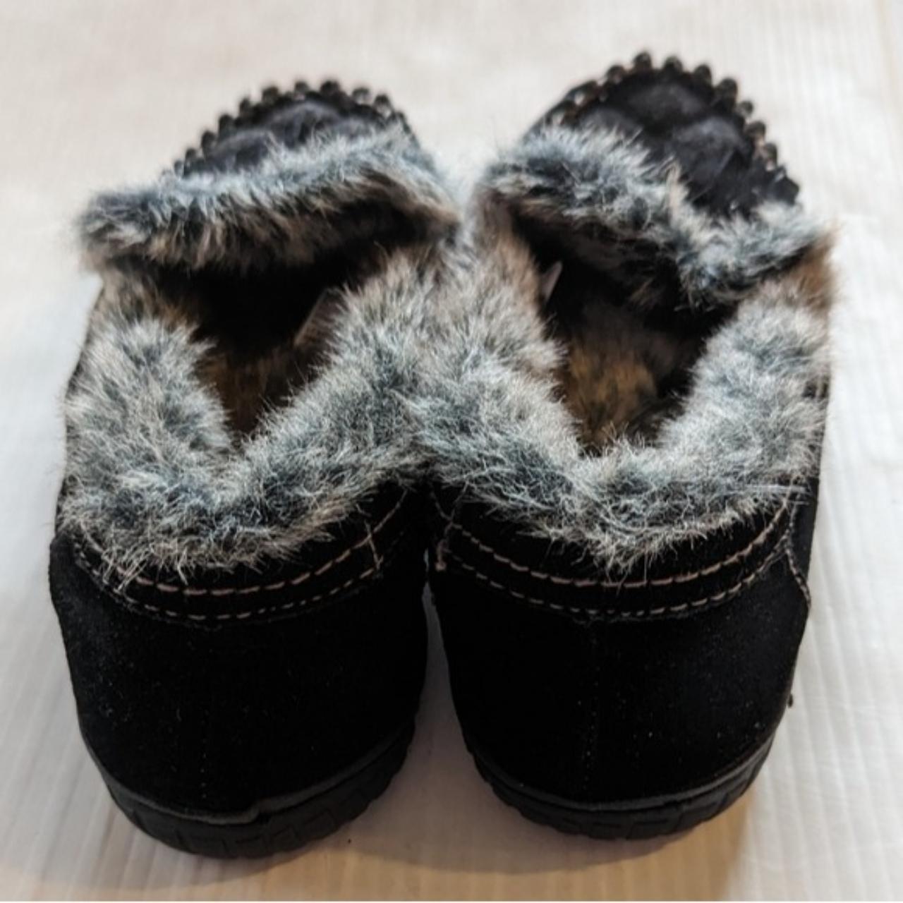 EARTH Origins Yukon Yasmine fur lined suede Depop