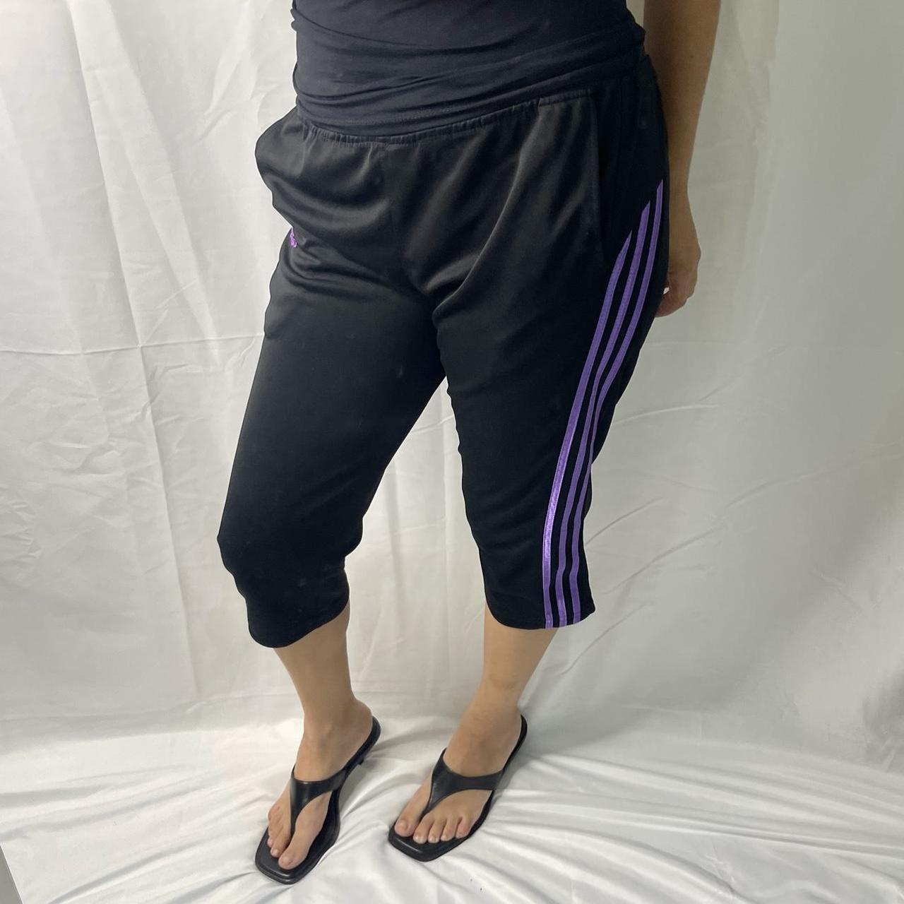 Adidas capri sweatpants waist 29 30 Flaw Depop