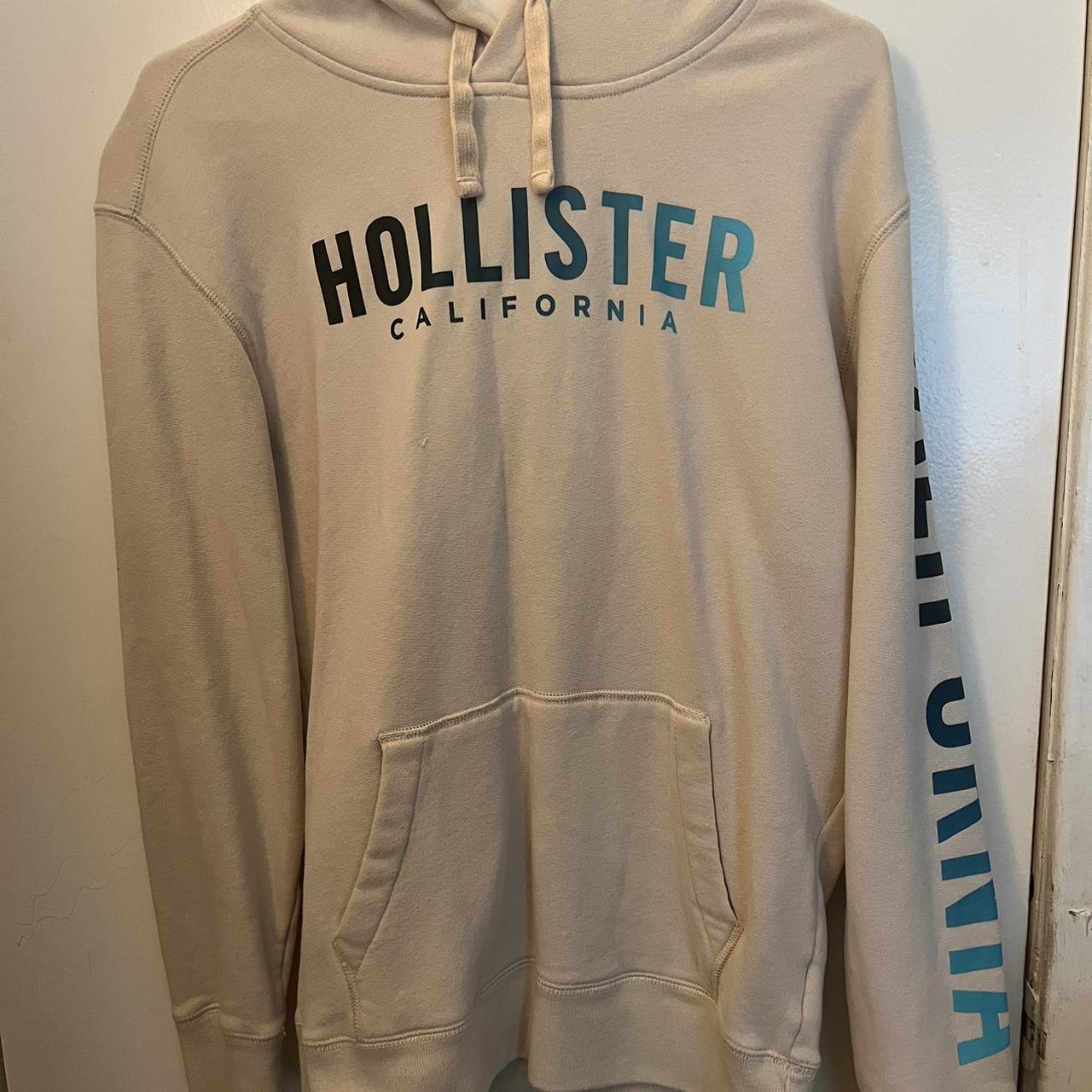 Hollister deals cream hoodie