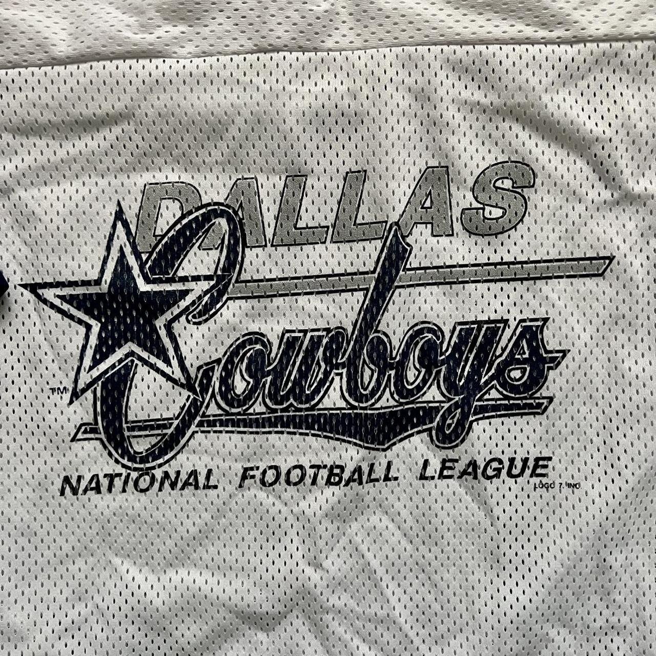 Vintage Dallas Cowboys x Vineyard Vines partially - Depop