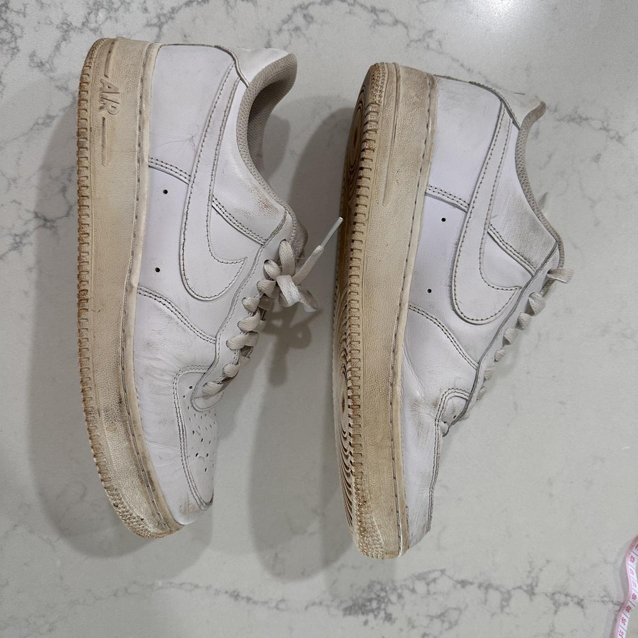 sneaks up af1