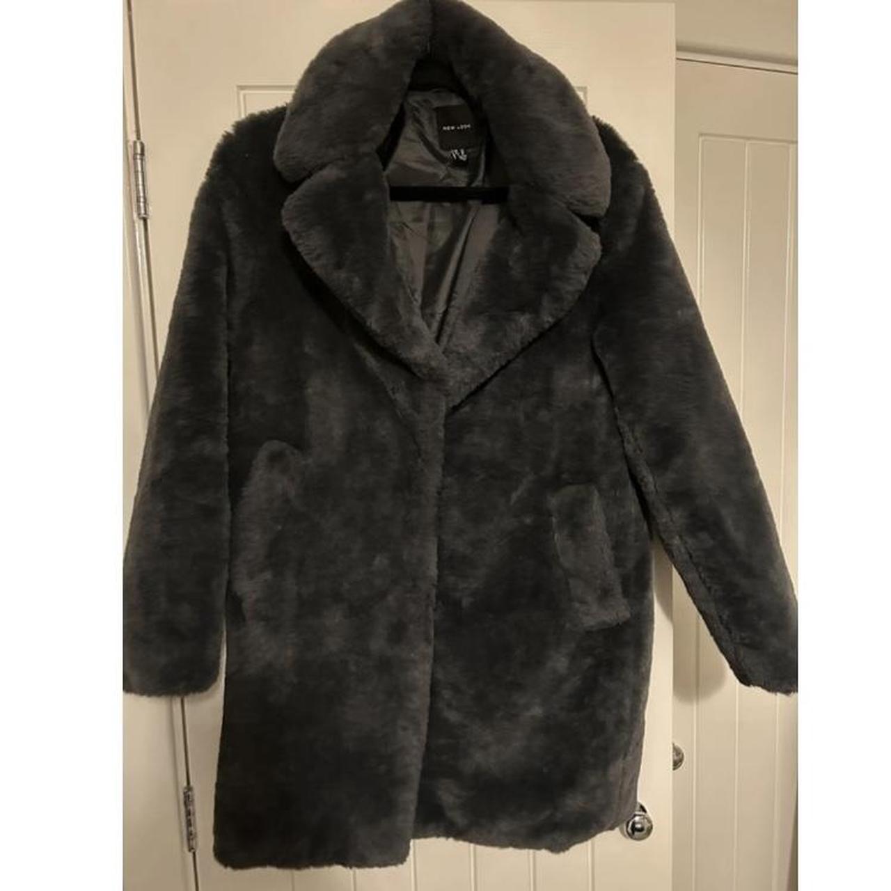 New look grey Fur coat Great condition Size uk10 - Depop