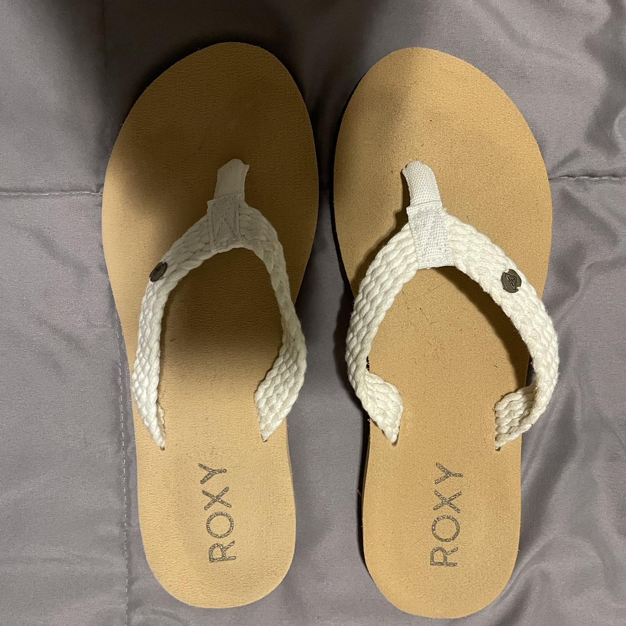 roxy flip flops