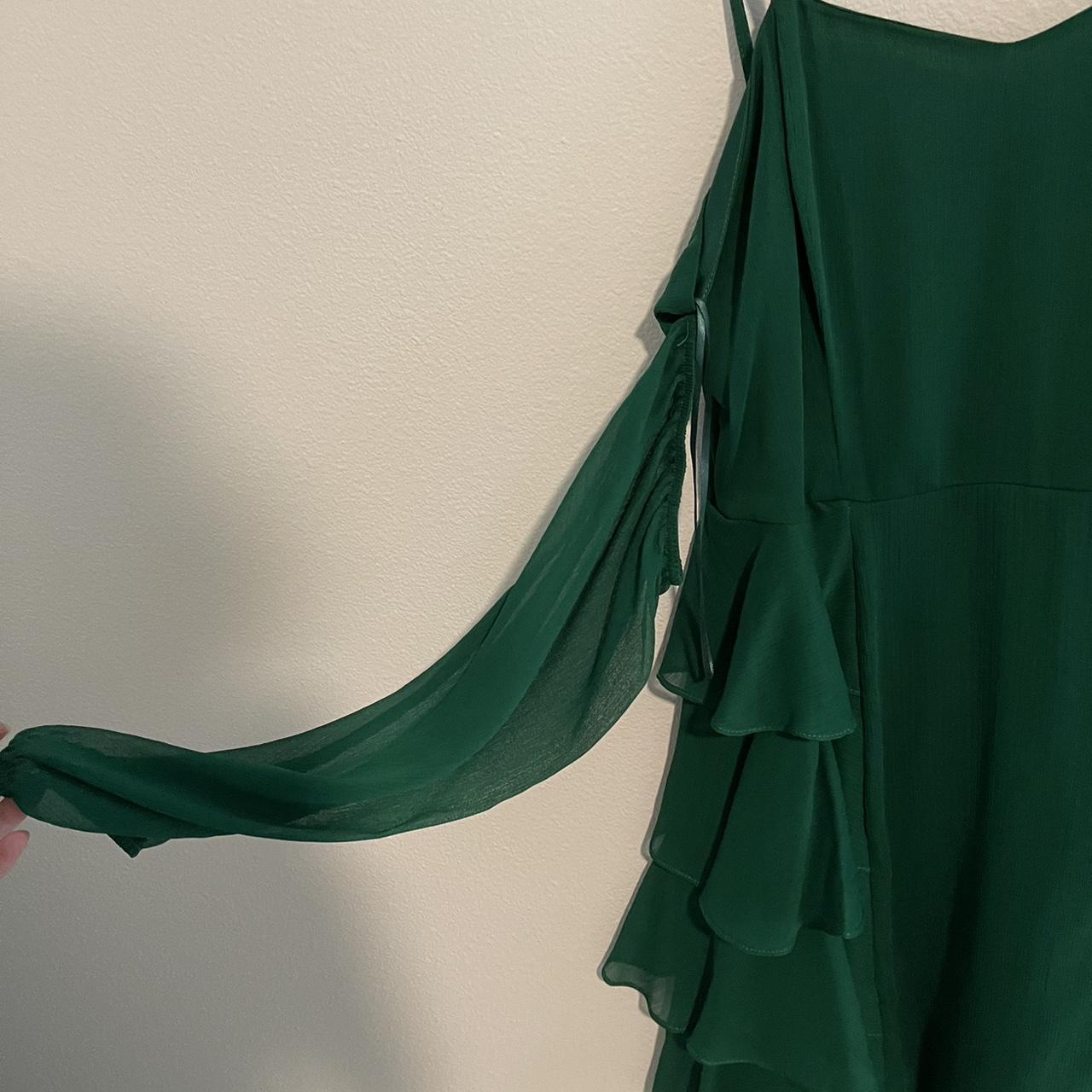 Flowy emerald green outlet dress