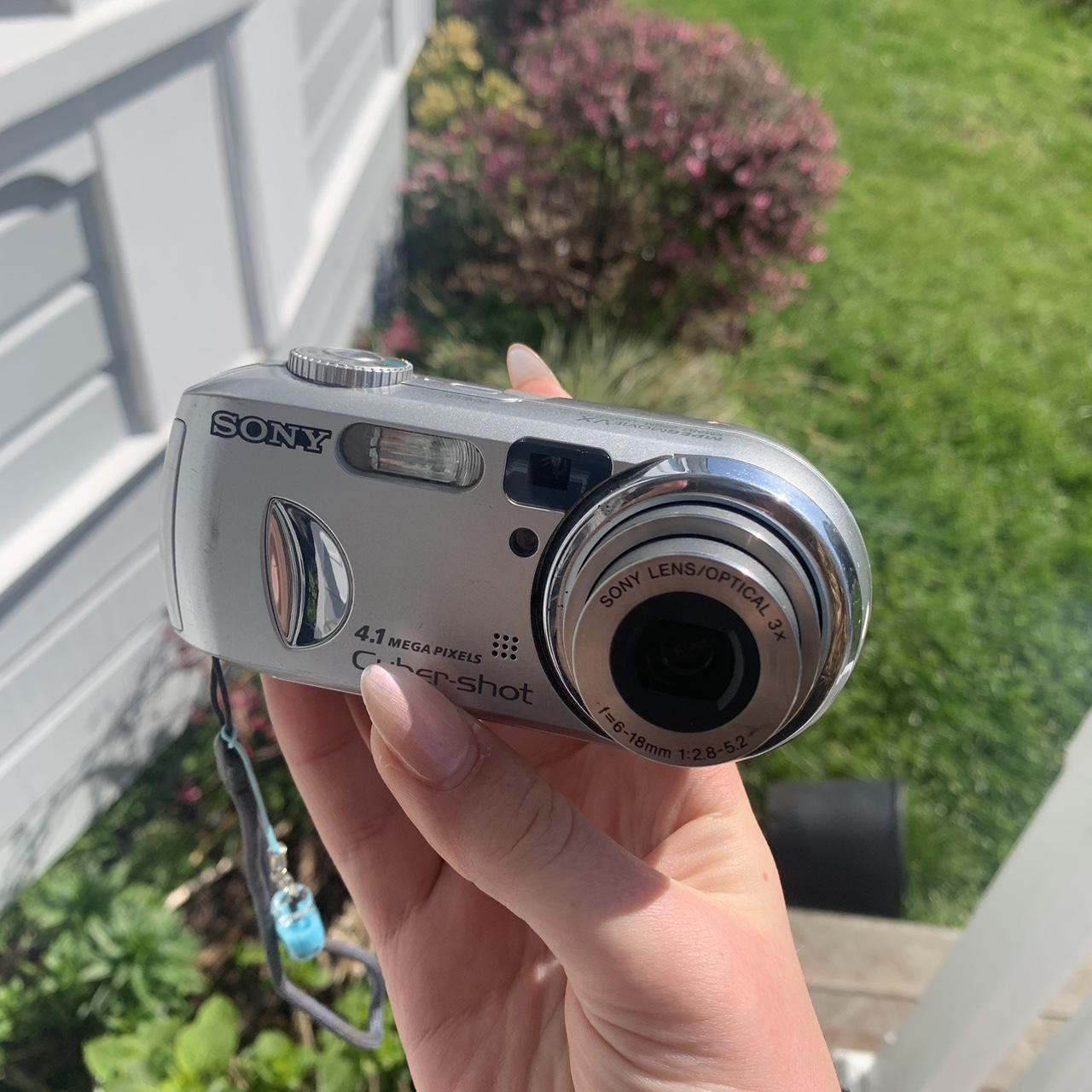 SONY CyberShot DSCP73 digital camera! Rare find... Depop