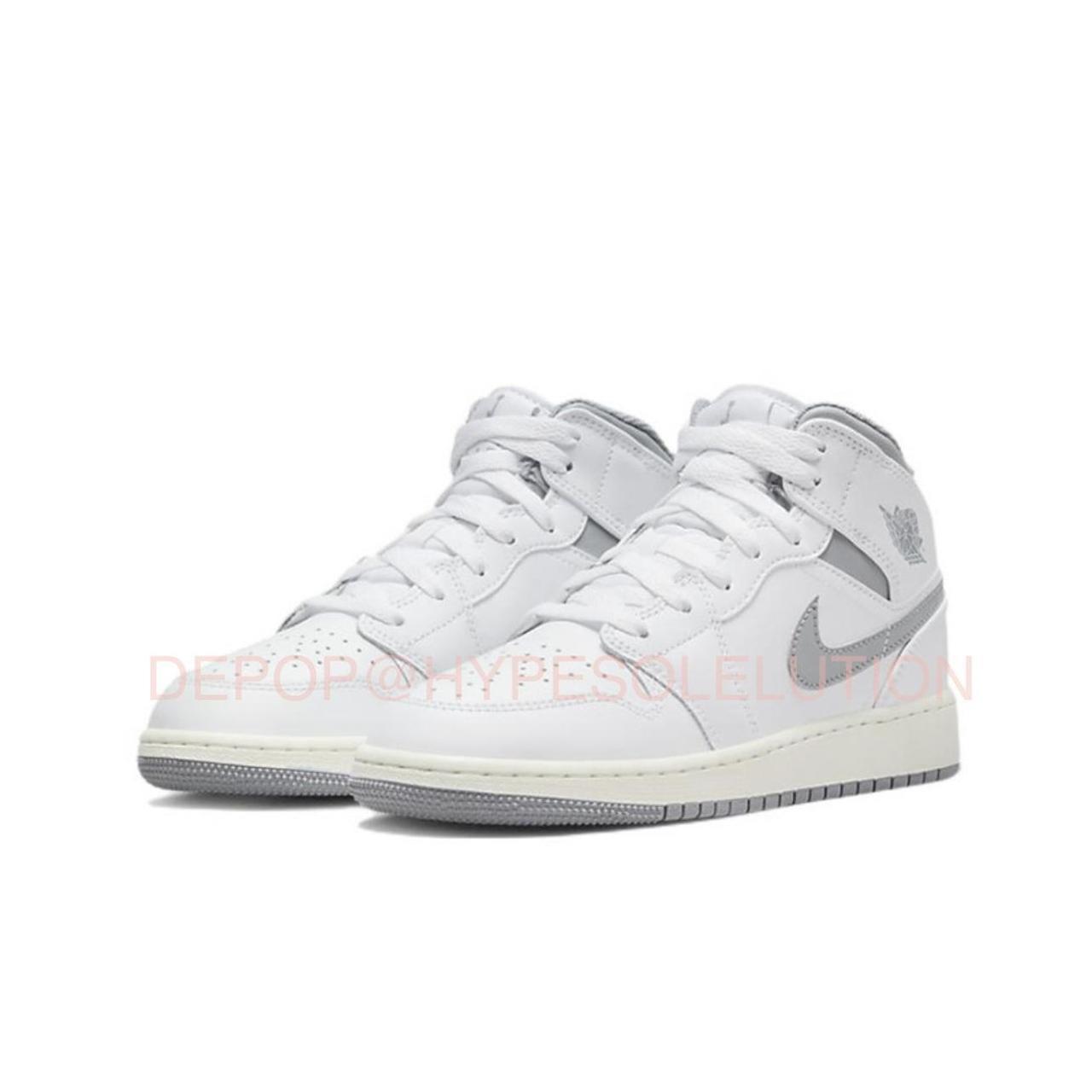 nike jordans women's grey