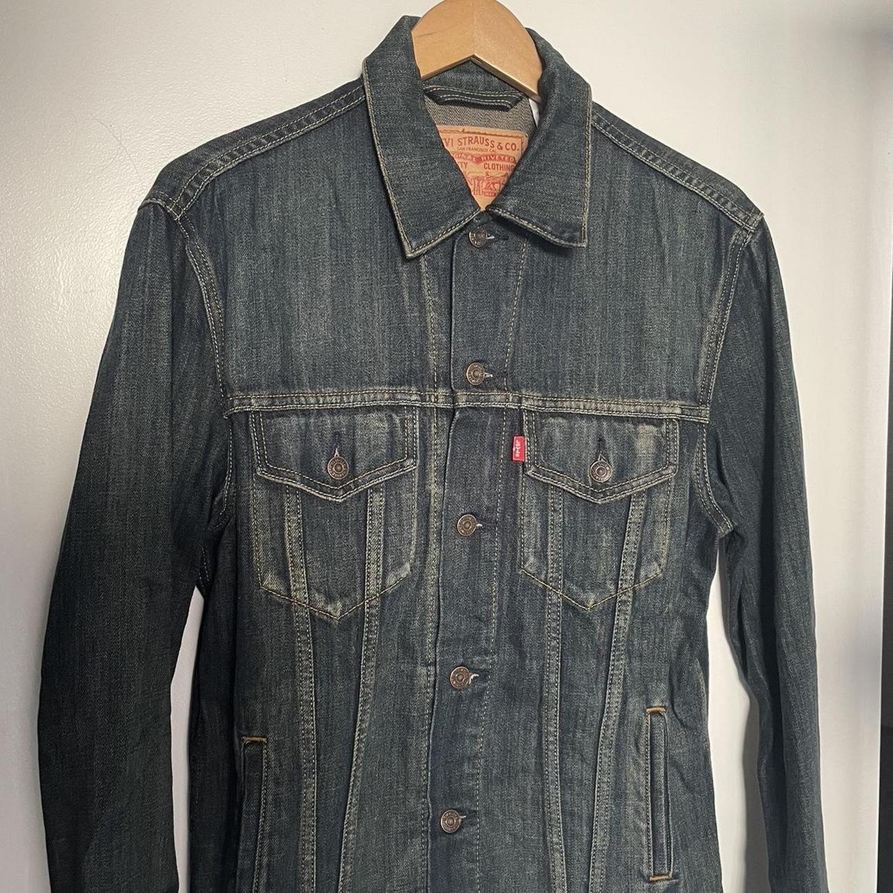 Levi's trucker jacket outlet measurements