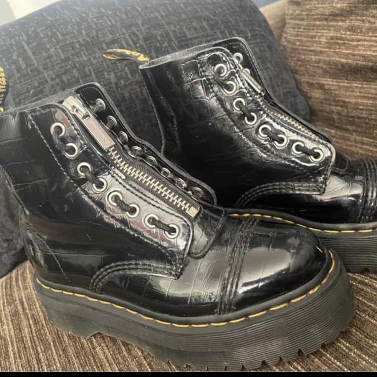 dr martens croc sinclair