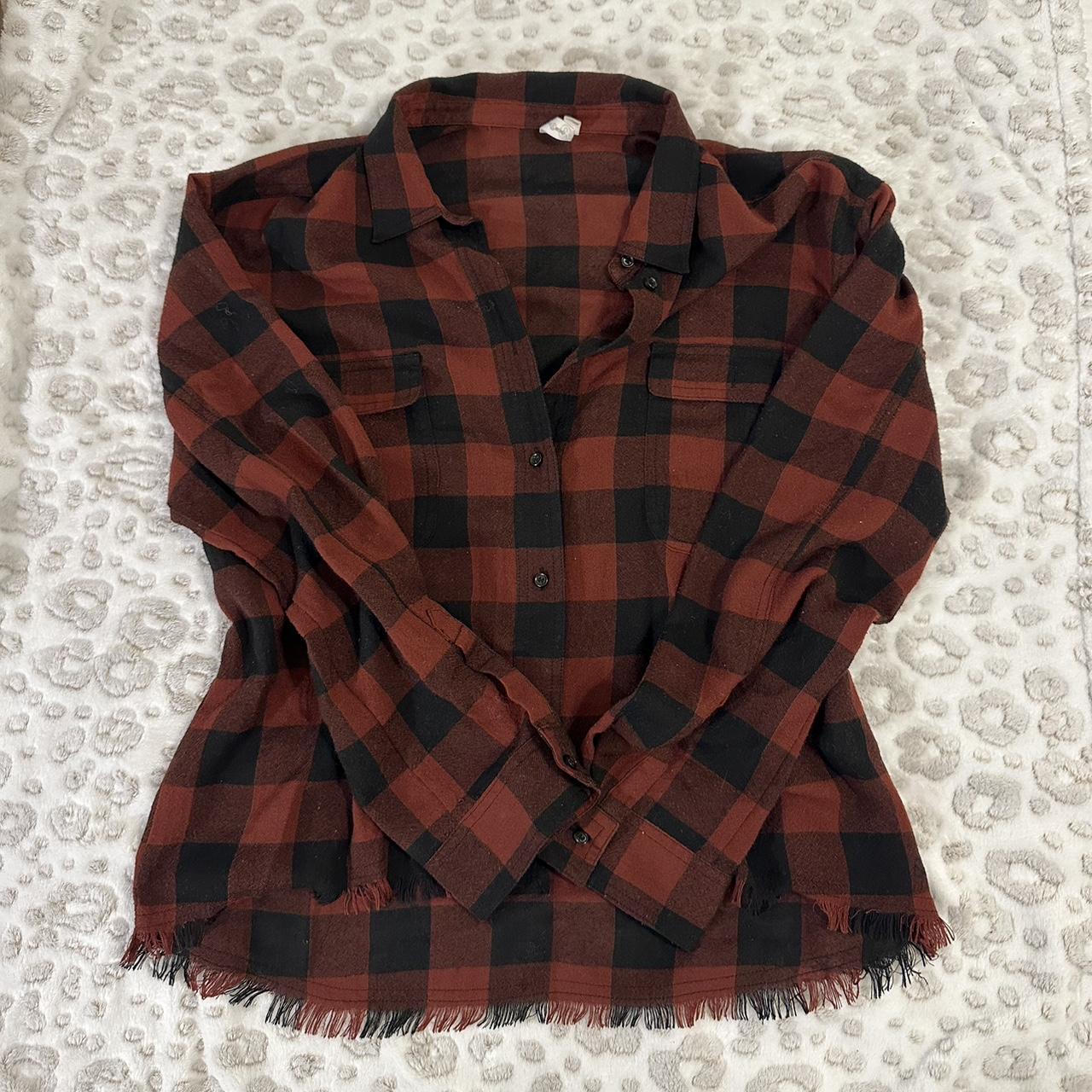 Treasure & Bond Women's Black and Red Top | Depop