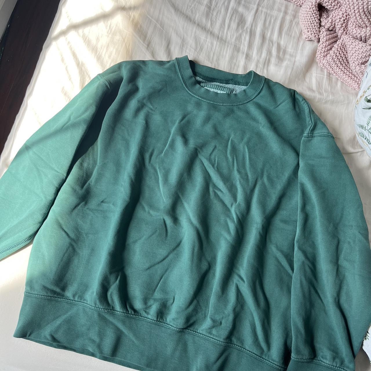 American Eagle Women's Green Sweatshirt | Depop