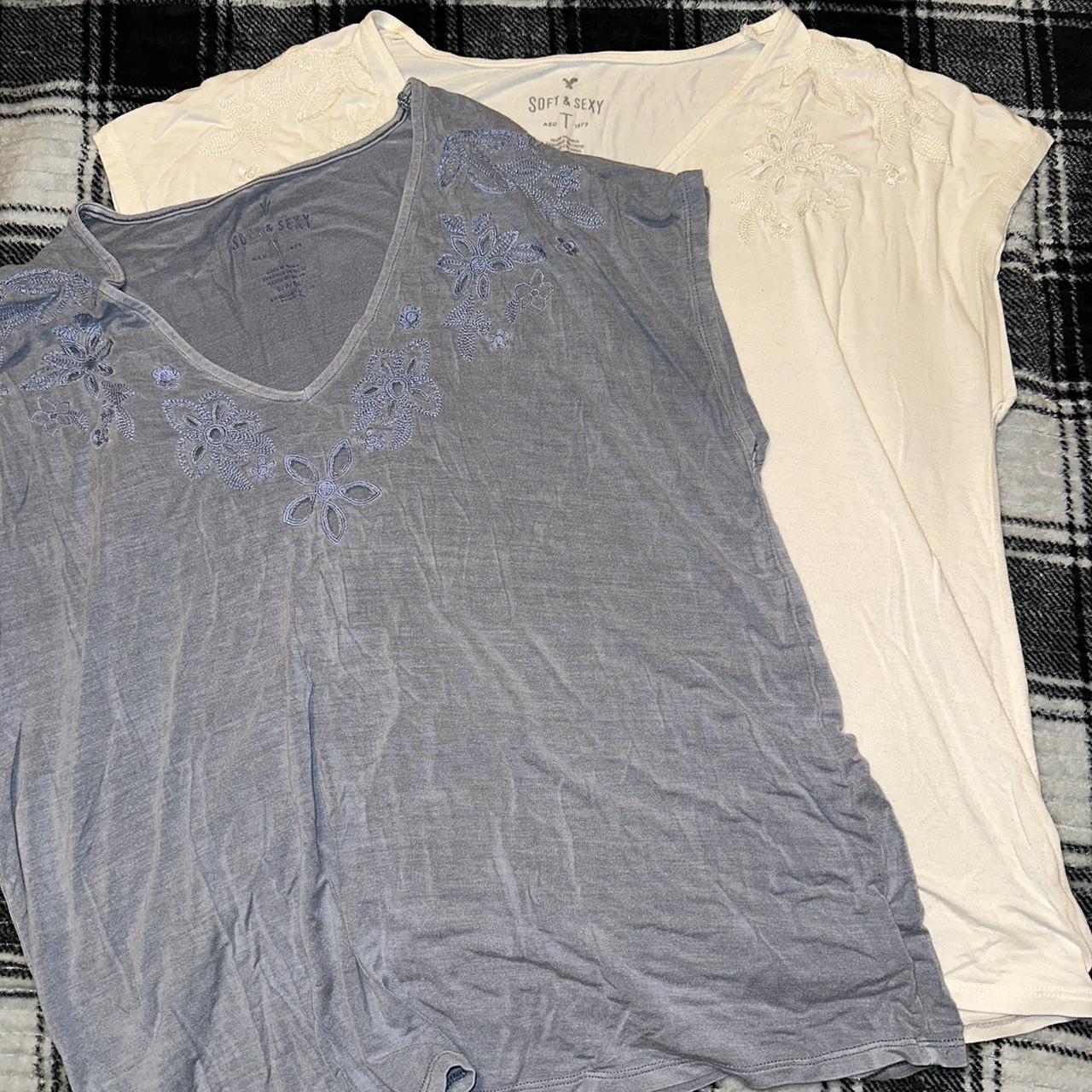 American Eagle Outfitters Women's Blue and Grey T-shirt (5)