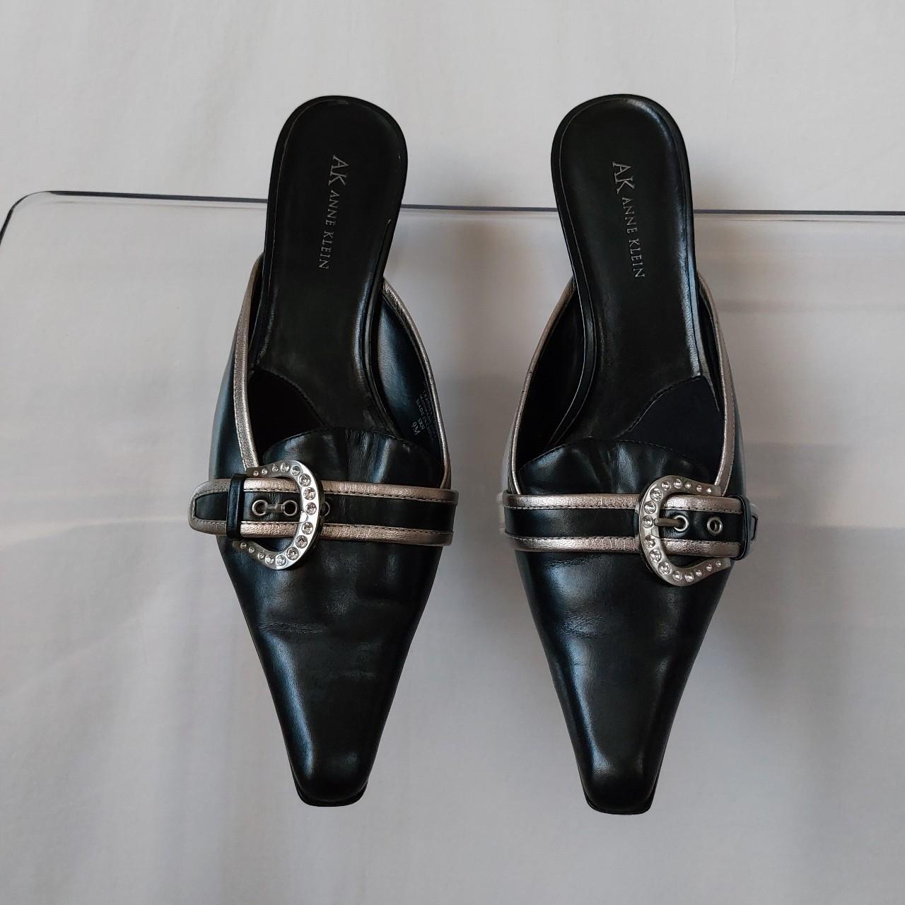 Anne Klein Women's Black and Silver Mules | Depop