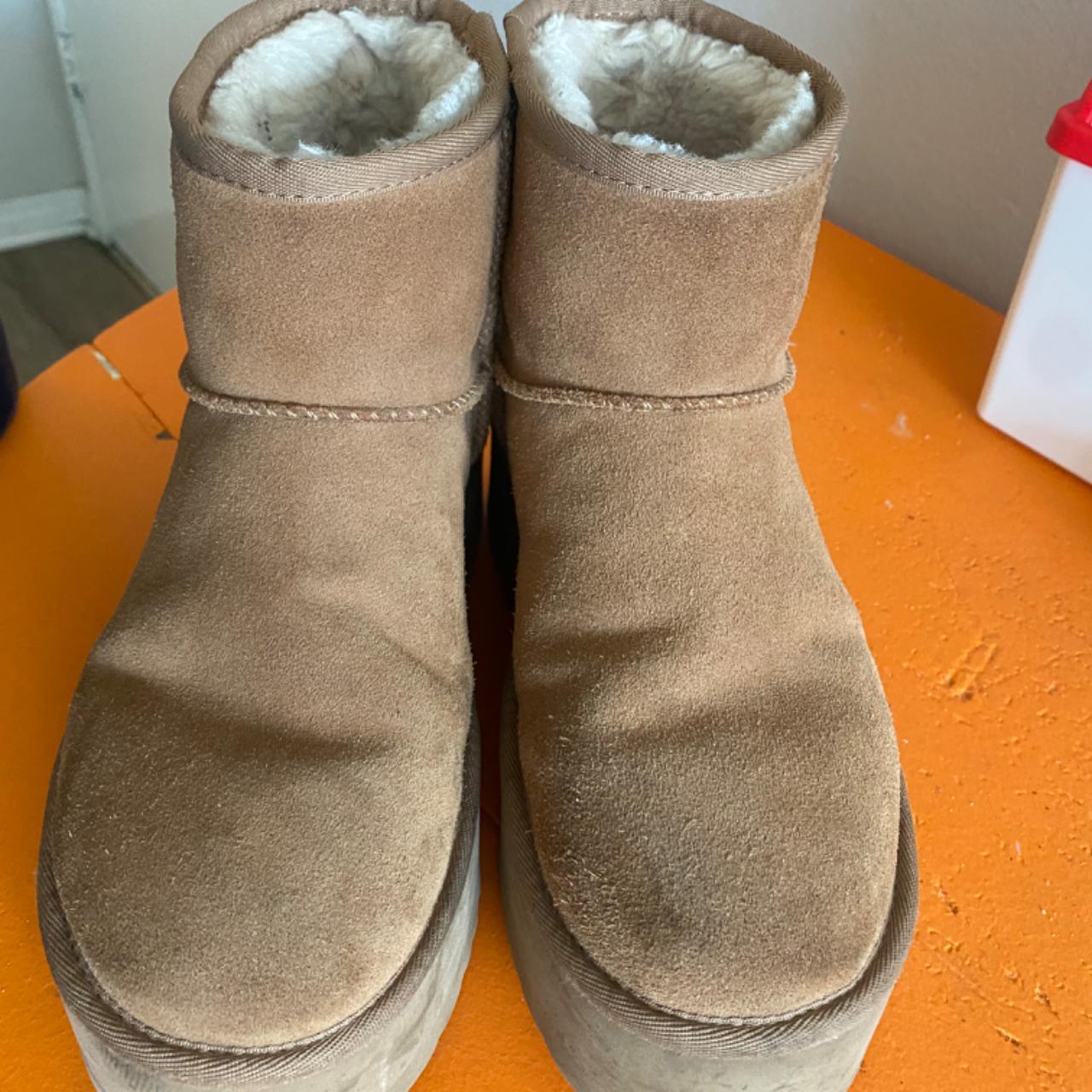 UGG Classic Mini Platform Boots Women’s 8 Chestnut - Depop